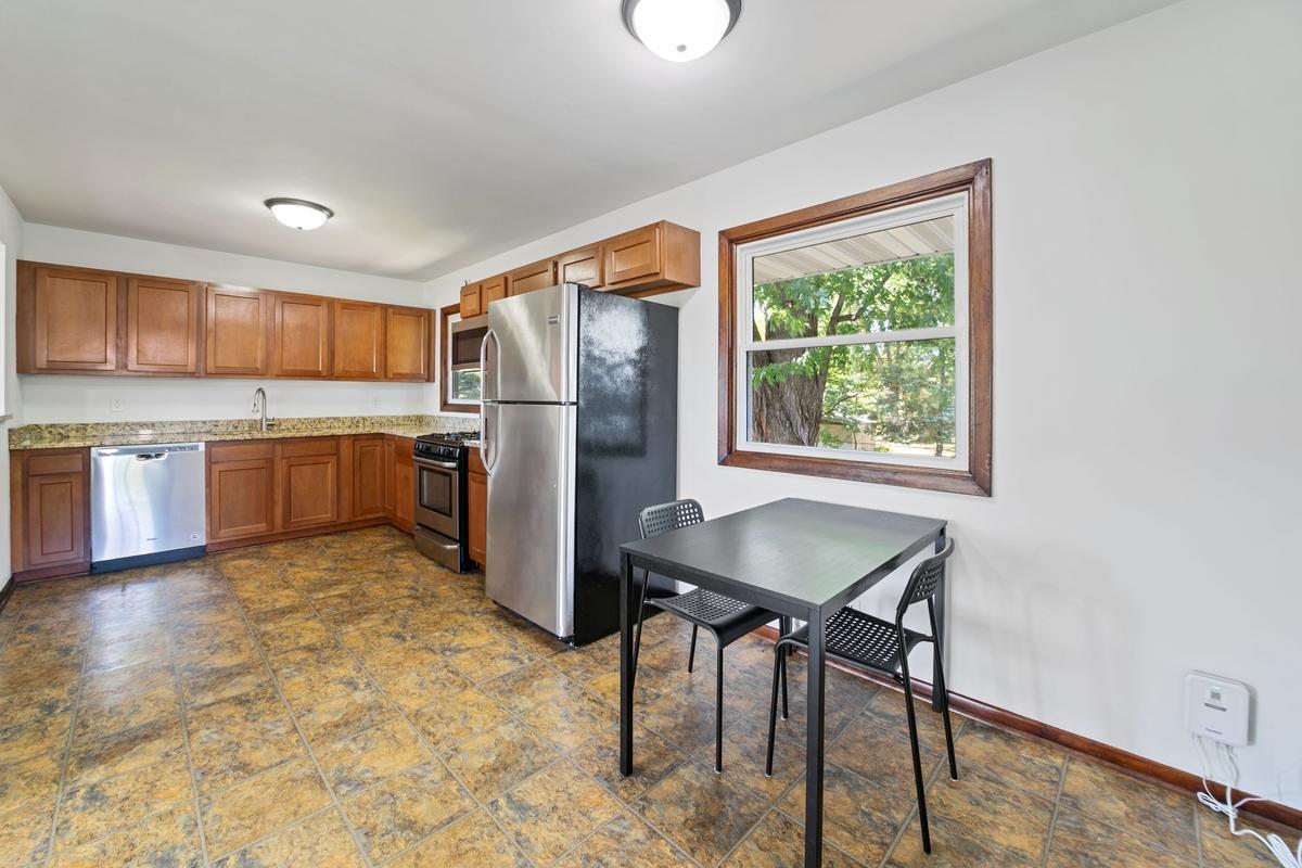 View of Residential at 2727 Woodbridge Street, Roseville MN 55113, Roseville (6 of 35) - Mike Wilen | Minnesota Team Real Estate