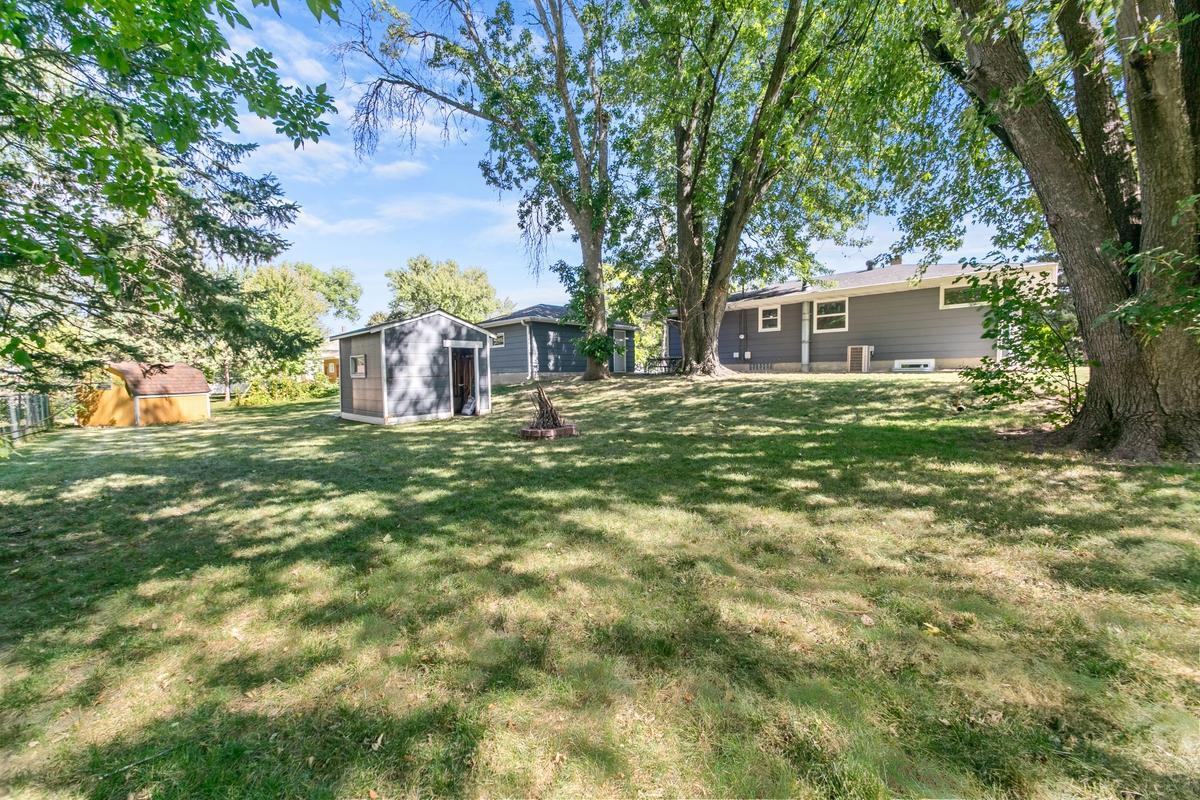 View of Residential at 2727 Woodbridge Street, Roseville MN 55113, Roseville (31 of 35) - Mike Wilen | Minnesota Team Real Estate
