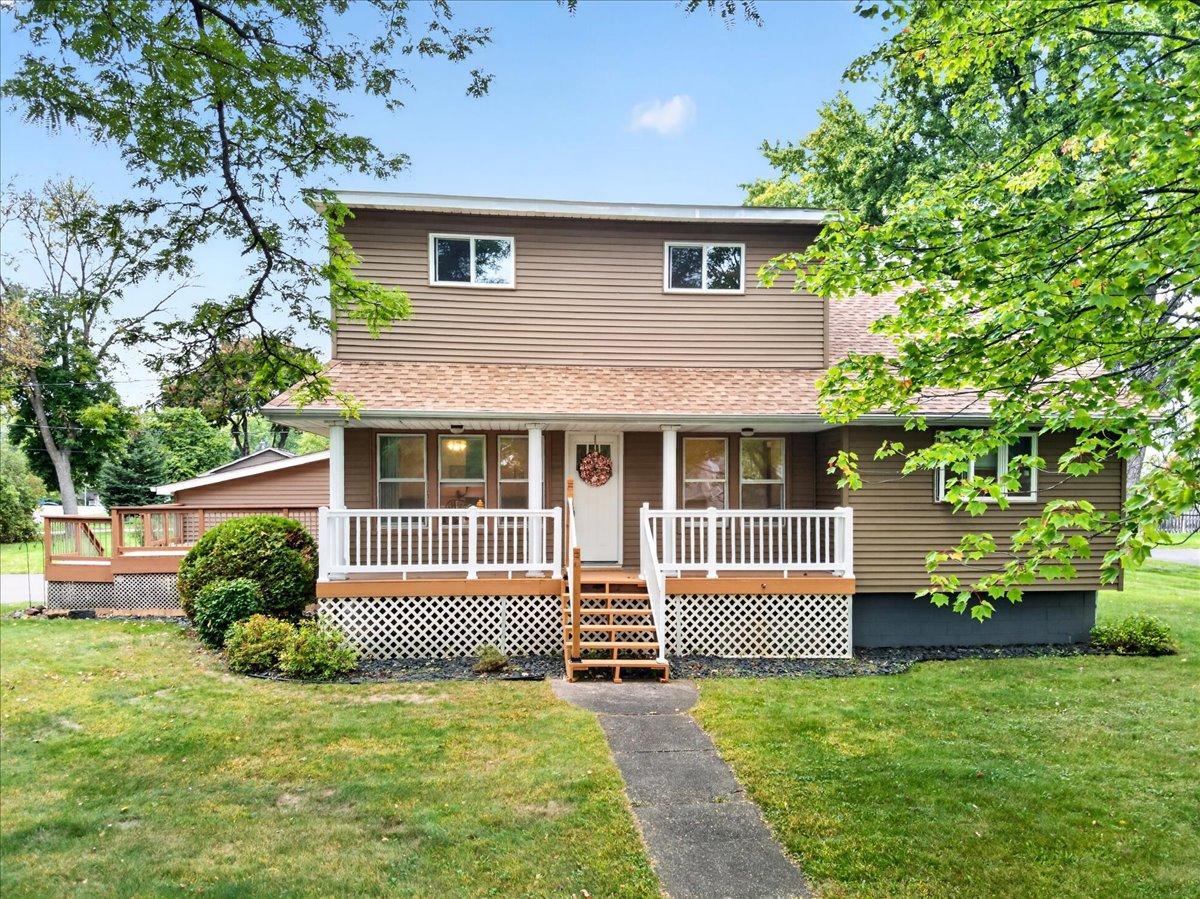 View of Single Family at 11800 Oak Street, Chisago City - Mike Wilen | Minnesota Team Real Estate