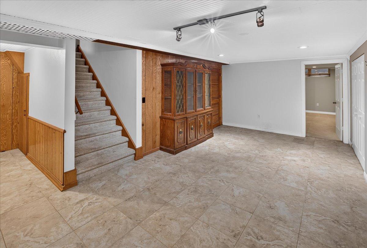 View of Residential at 781 Iowa Avenue, Saint Paul MN 55106, Saint Paul (29 of 39) - Mike Wilen | Minnesota Team Real Estate