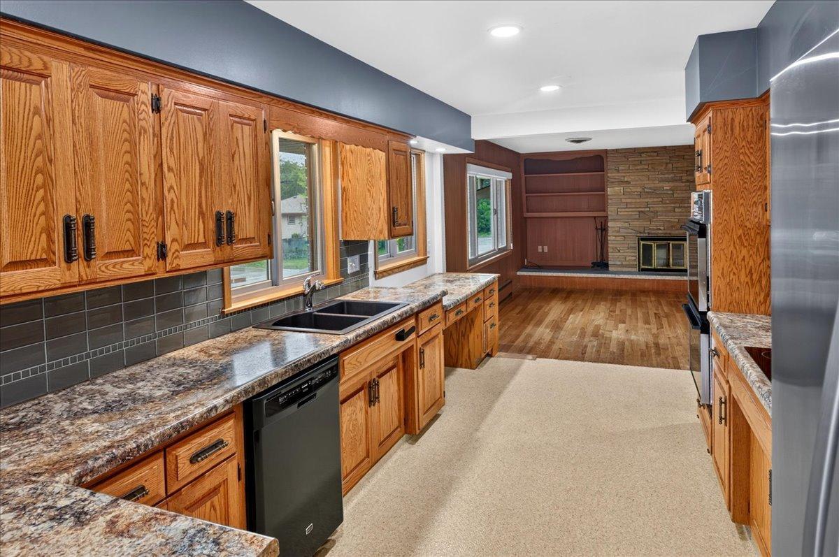 View of Residential at 781 Iowa Avenue, Saint Paul MN 55106, Saint Paul (11 of 39) - Mike Wilen | Minnesota Team Real Estate