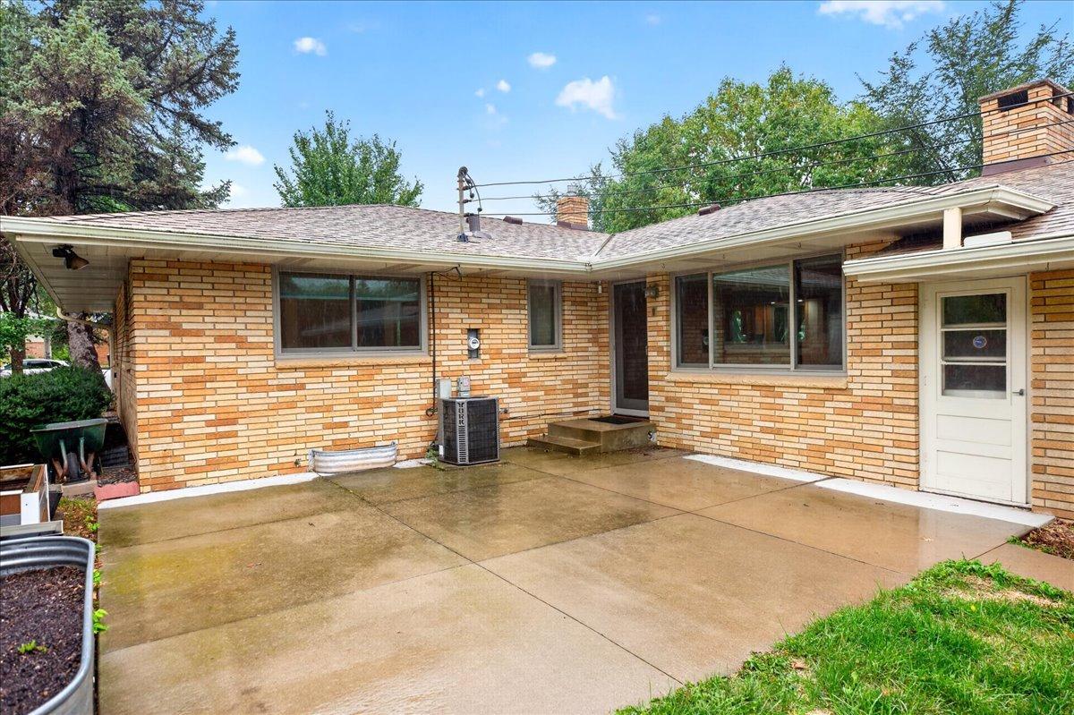 View of Residential at 781 Iowa Avenue, Saint Paul MN 55106, Saint Paul (2 of 39) - Mike Wilen | Minnesota Team Real Estate