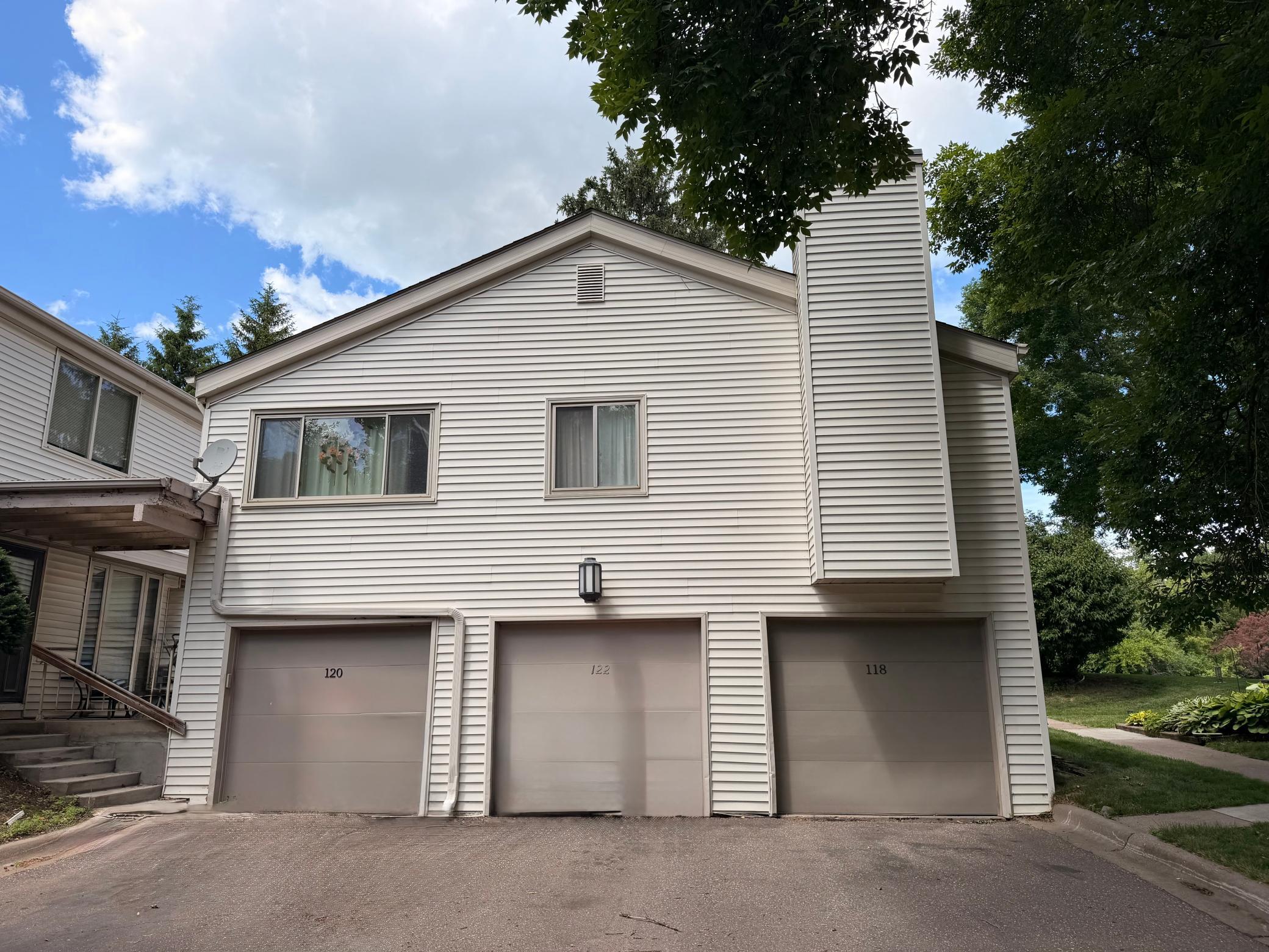 View of Residential at 118 Avignon Court, Woodbury MN 55125, Woodbury (19 of 23) - Mike Wilen | Minnesota Team Real Estate
