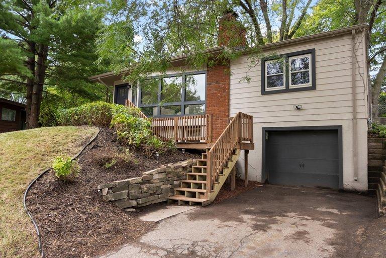 View of Residential at 3115 Kyle Avenue, Golden Valley MN 55422, Golden Valley (2 of 31) - Mike Wilen | Minnesota Team Real Estate