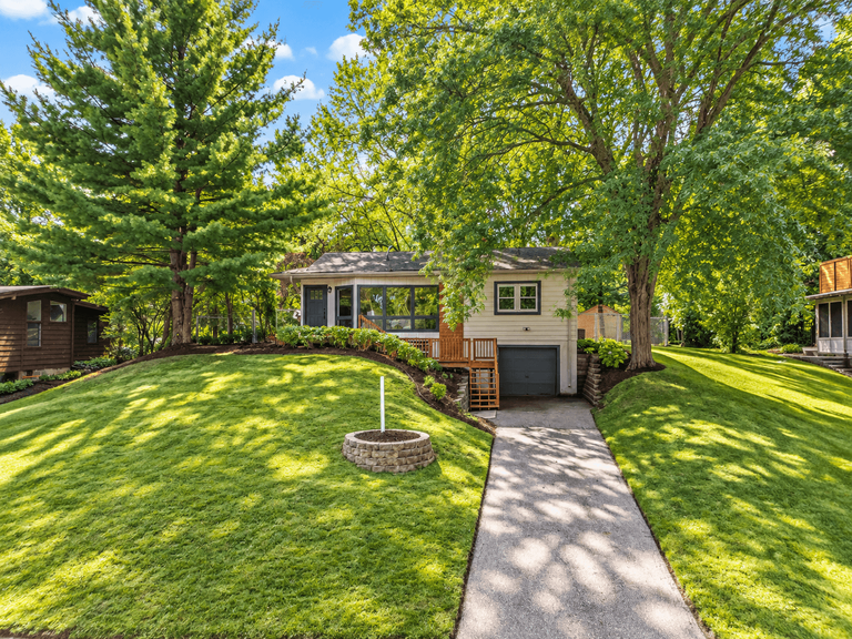 View of Residential at 3115 Kyle Avenue, Golden Valley MN 55422, Golden Valley (29 of 31) - Mike Wilen | Minnesota Team Real Estate