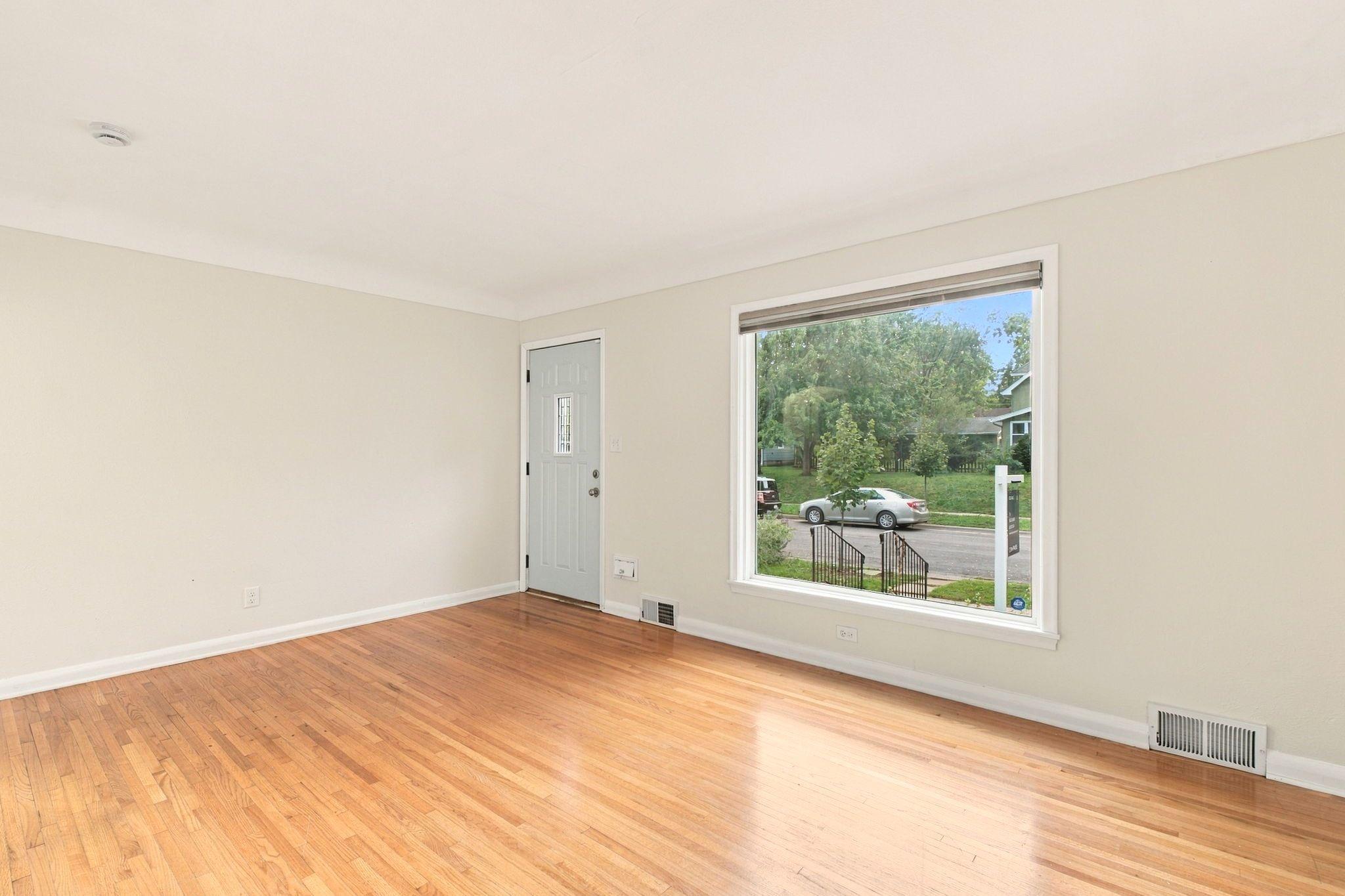 View of Residential at 1356 Searle Street, Saint Paul MN 55130, Saint Paul (4 of 48) - Mike Wilen | Minnesota Team Real Estate