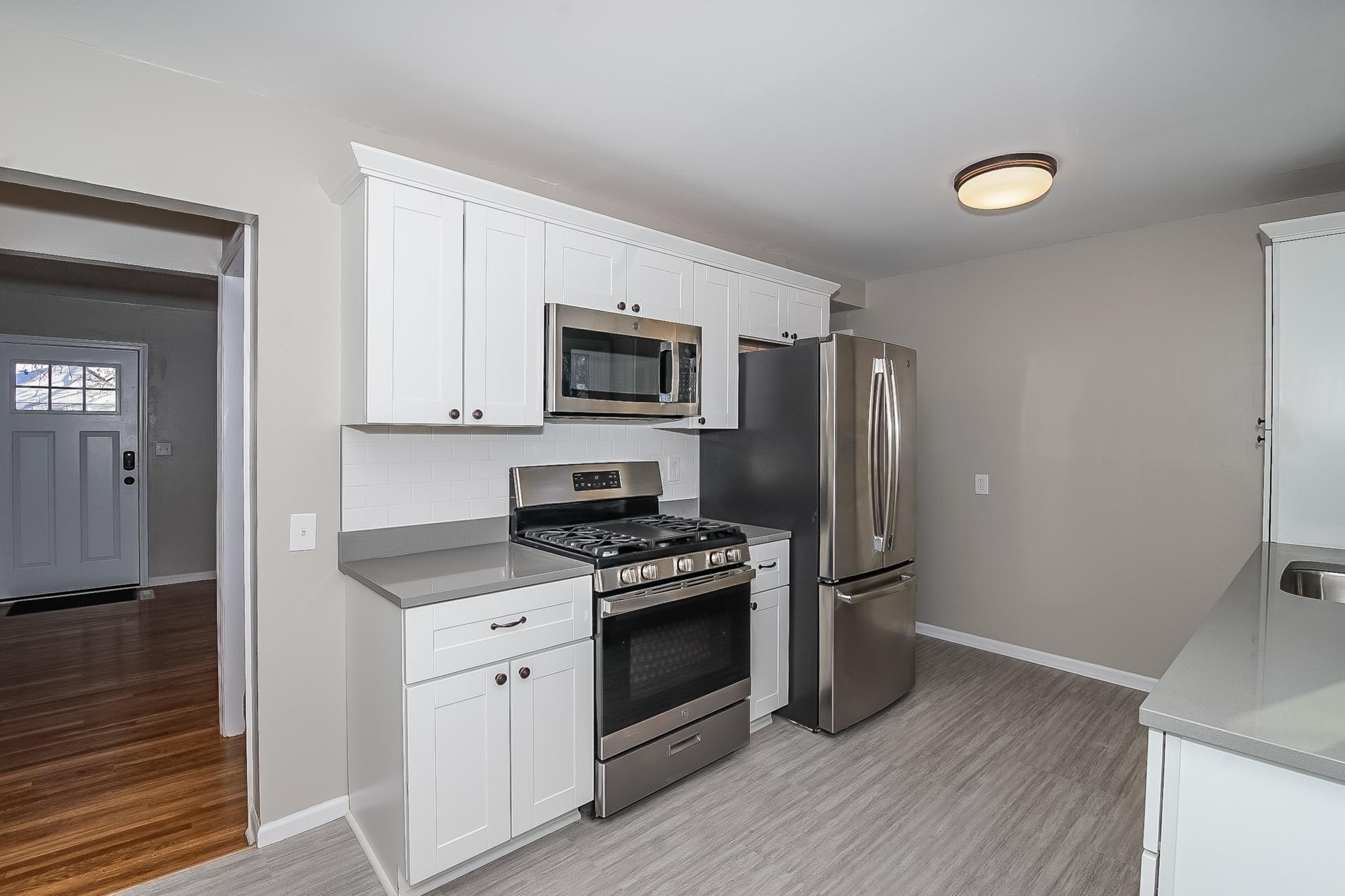 View of Residential at 3136 Louisiana Avenue, Saint Louis Park MN 55426, Saint Louis Park (5 of 19) - Mike Wilen | Minnesota Team Real Estate