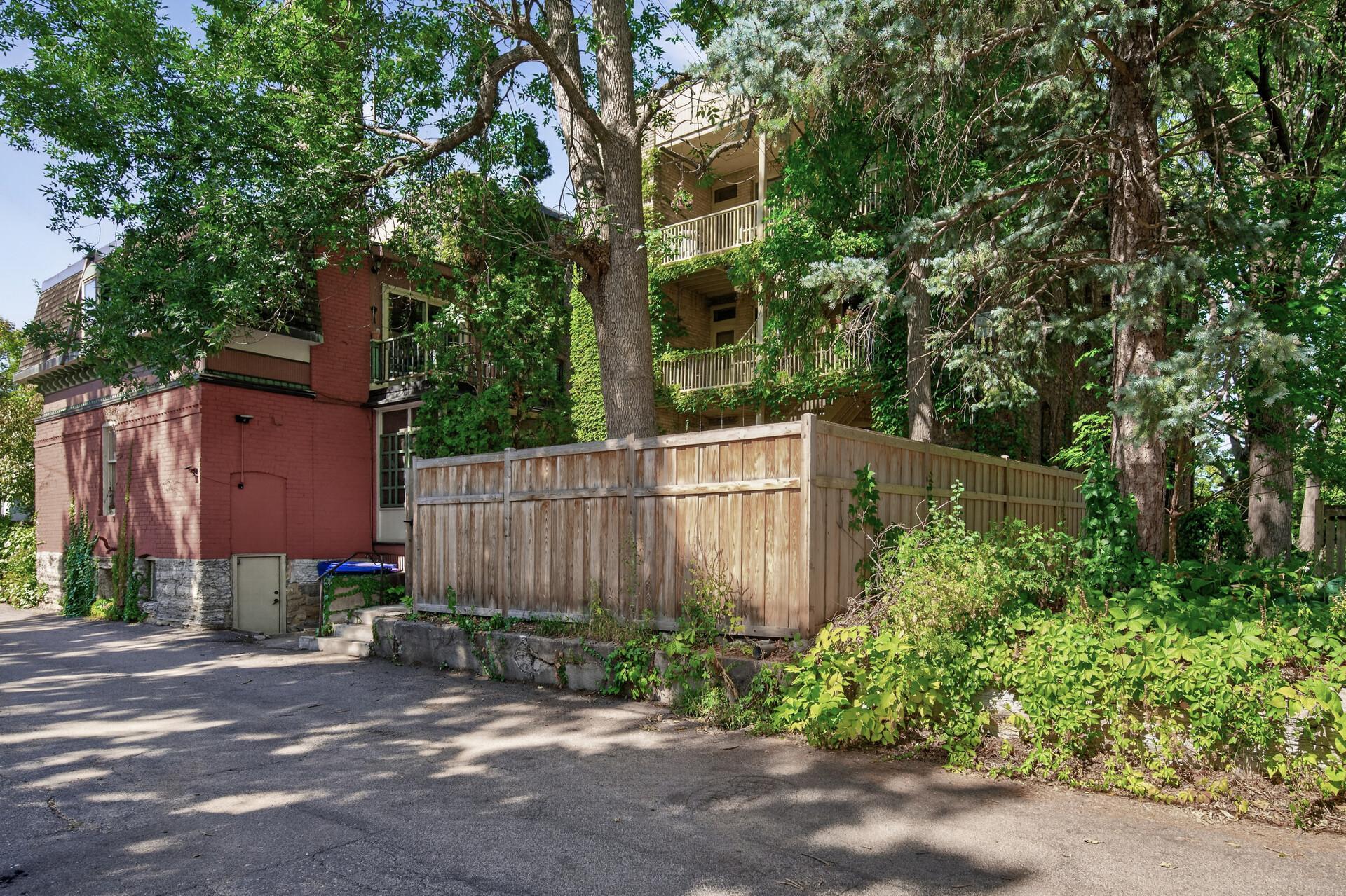 View of Residential at 434 Laurel Avenue #2E, Saint Paul MN 55102, Saint Paul (39 of 41) - Mike Wilen | Minnesota Team Real Estate