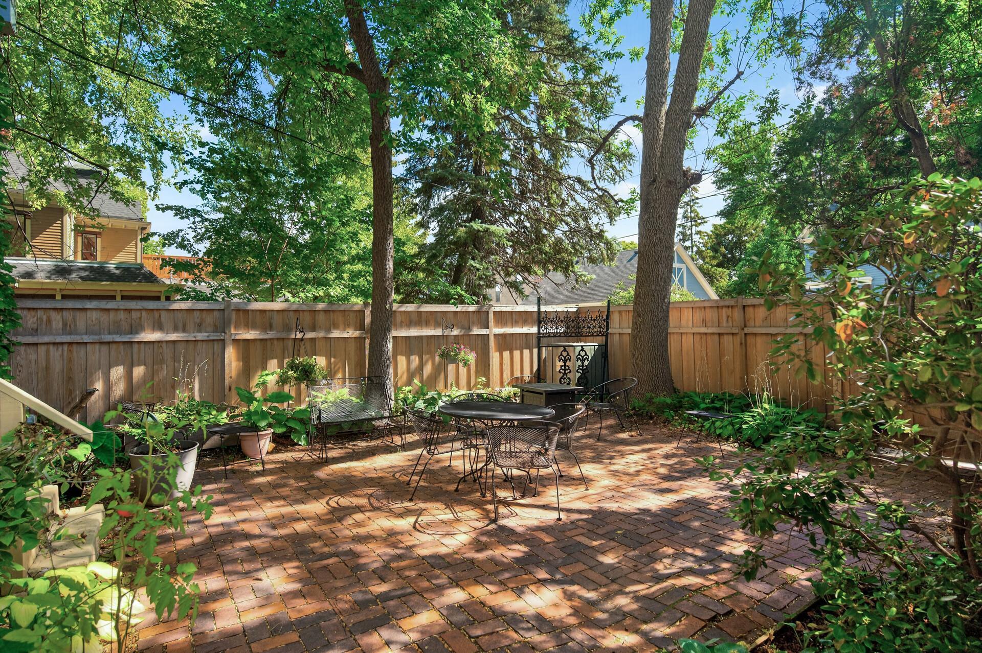 View of Residential at 434 Laurel Avenue #2E, Saint Paul MN 55102, Saint Paul (34 of 41) - Mike Wilen | Minnesota Team Real Estate
