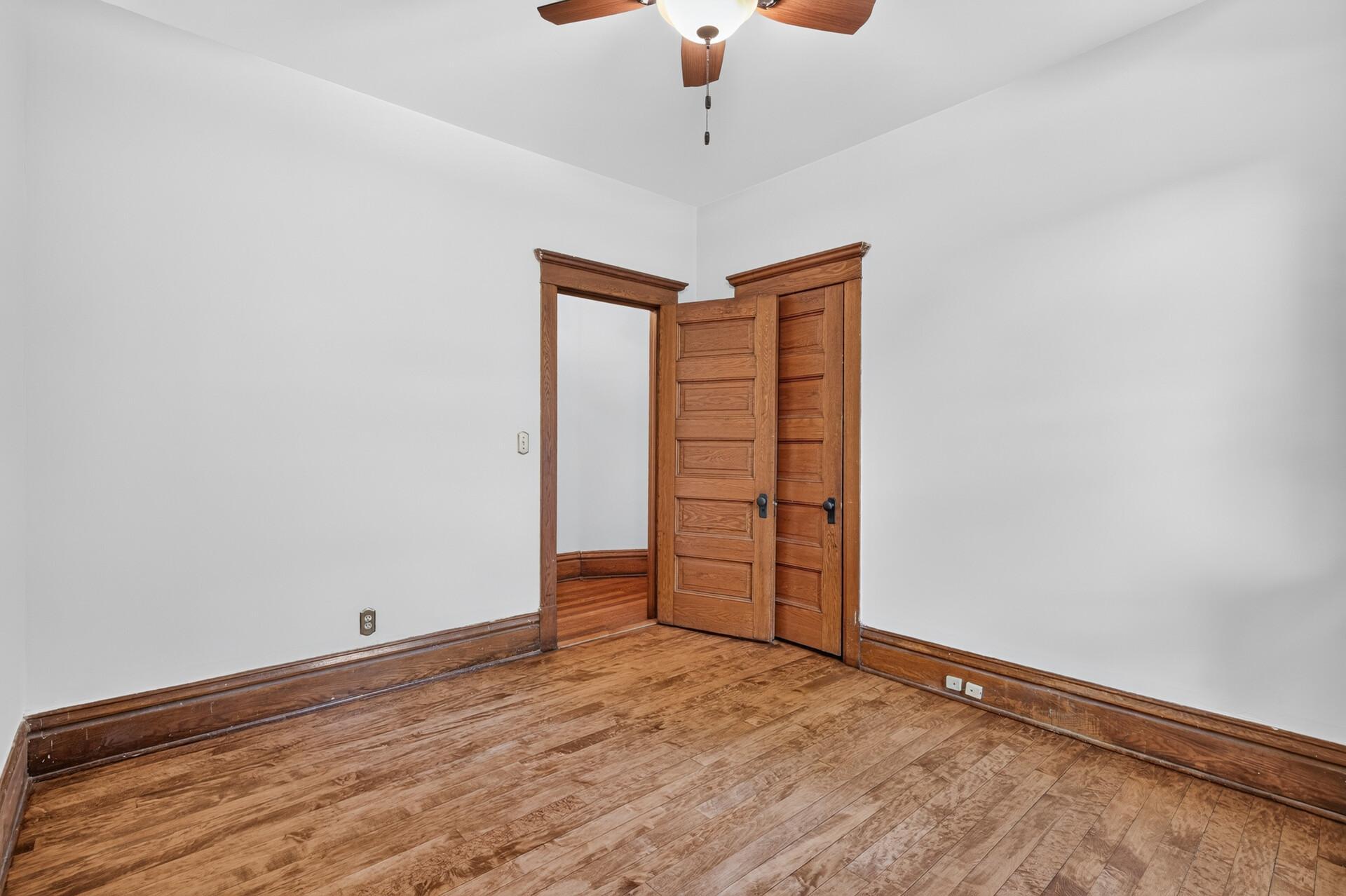 View of Residential at 434 Laurel Avenue #2E, Saint Paul MN 55102, Saint Paul (25 of 41) - Mike Wilen | Minnesota Team Real Estate