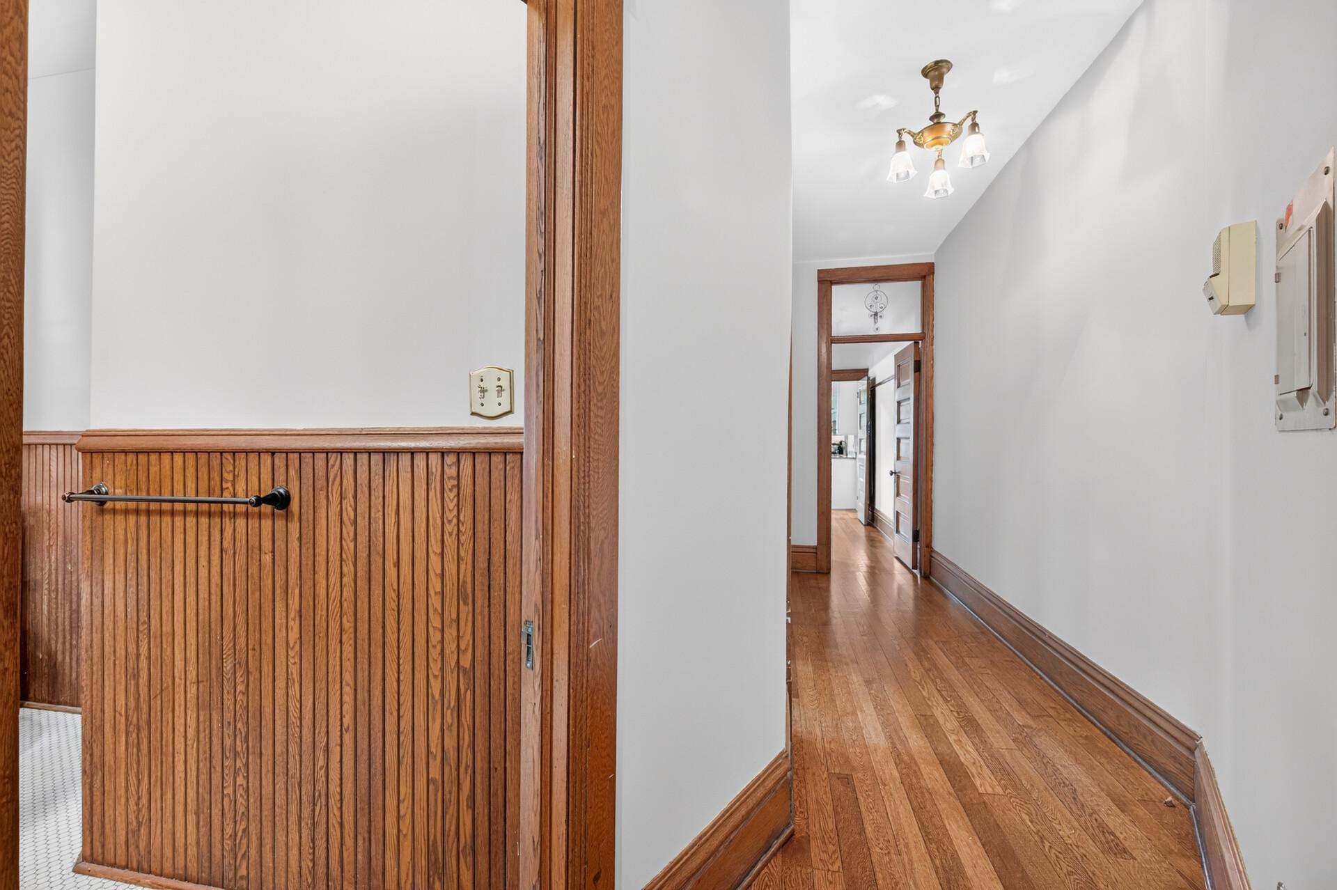 View of Residential at 434 Laurel Avenue #2E, Saint Paul MN 55102, Saint Paul (22 of 41) - Mike Wilen | Minnesota Team Real Estate