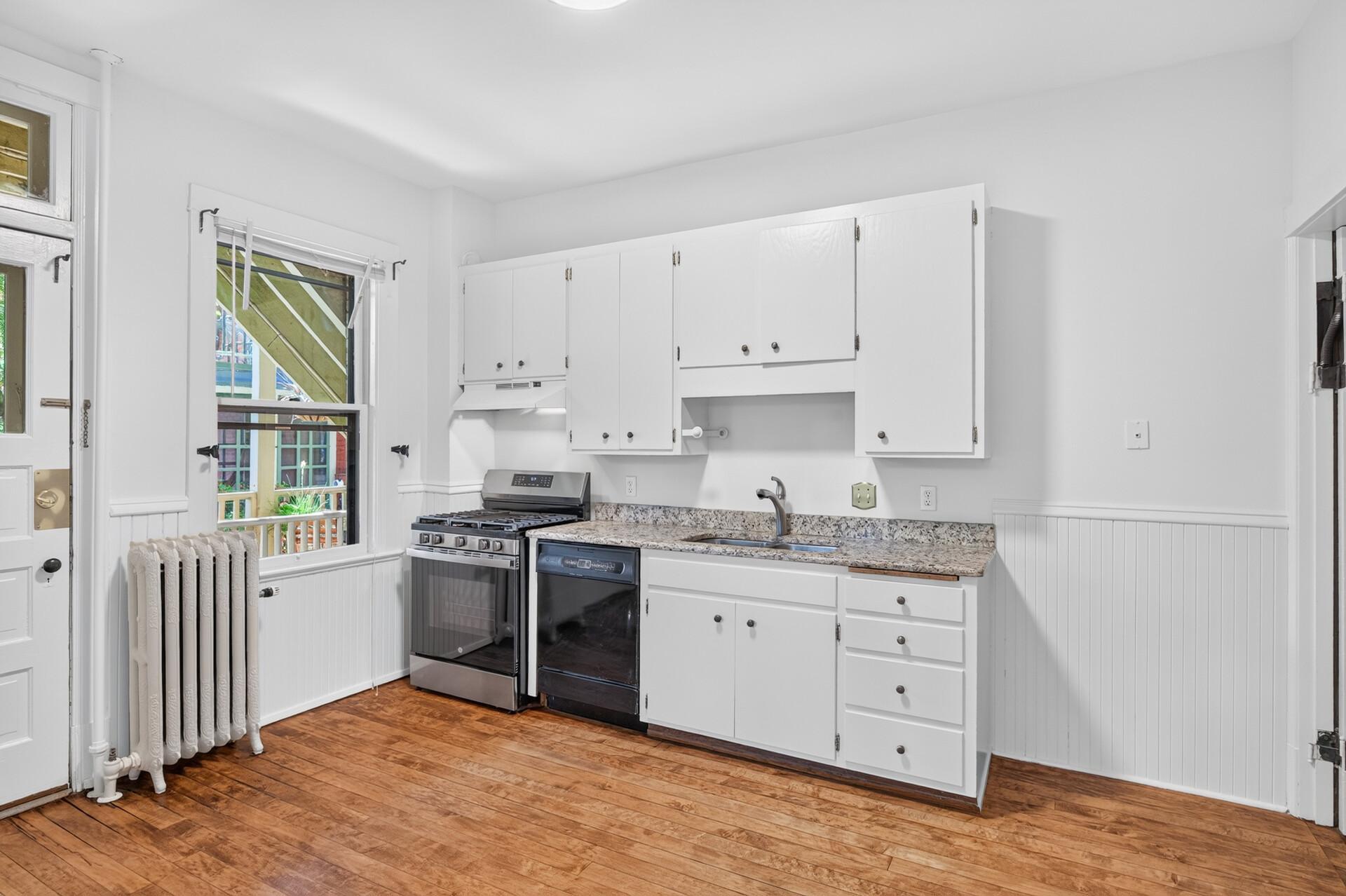 View of Residential at 434 Laurel Avenue #2E, Saint Paul MN 55102, Saint Paul (13 of 41) - Mike Wilen | Minnesota Team Real Estate
