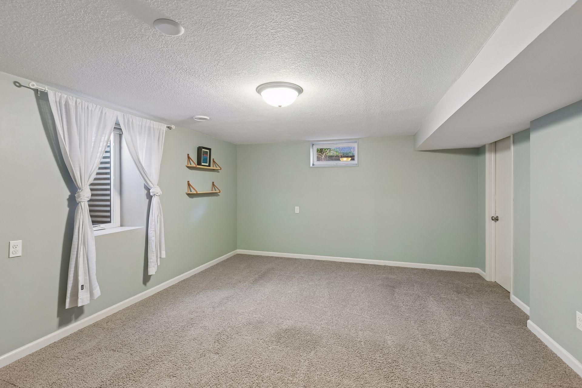 View of Residential at 3647 Buchanan Street, Minneapolis MN 55418, Minneapolis (18 of 35) - Mike Wilen | Minnesota Team Real Estate