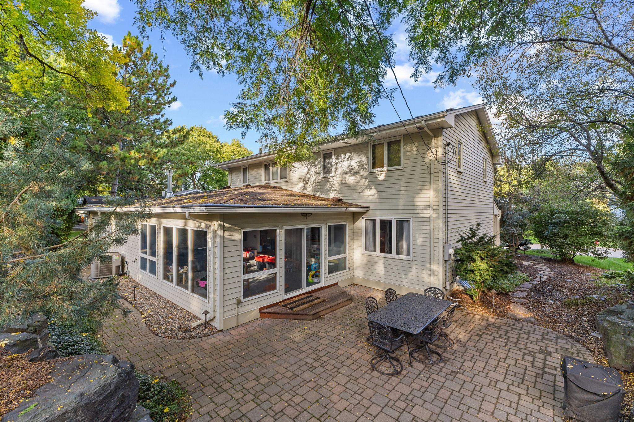 View of Residential at 6620 Hillside Lane, Edina MN 55439, Edina (83 of 116) - Mike Wilen | Minnesota Team Real Estate
