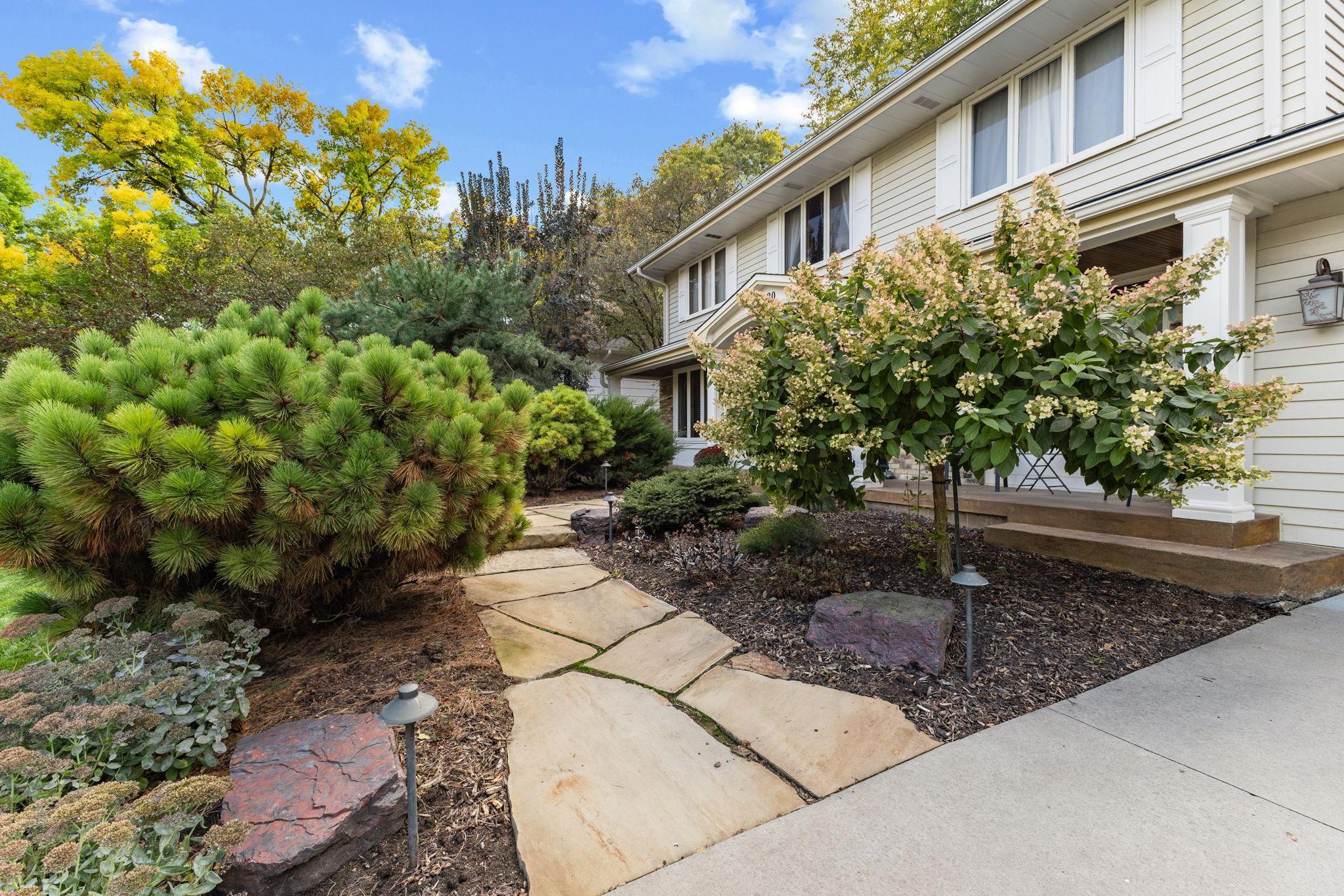 View of Residential at 6620 Hillside Lane, Edina MN 55439, Edina (18 of 116) - Mike Wilen | Minnesota Team Real Estate