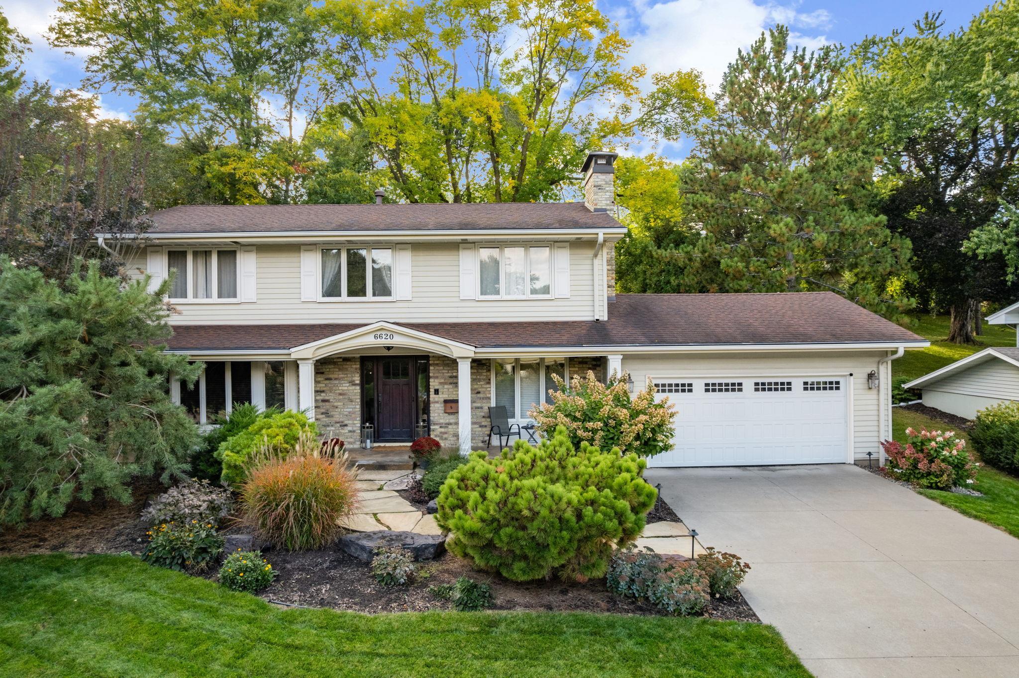 View of Residential at 6620 Hillside Lane, Edina MN 55439, Edina (14 of 116) - Mike Wilen | Minnesota Team Real Estate