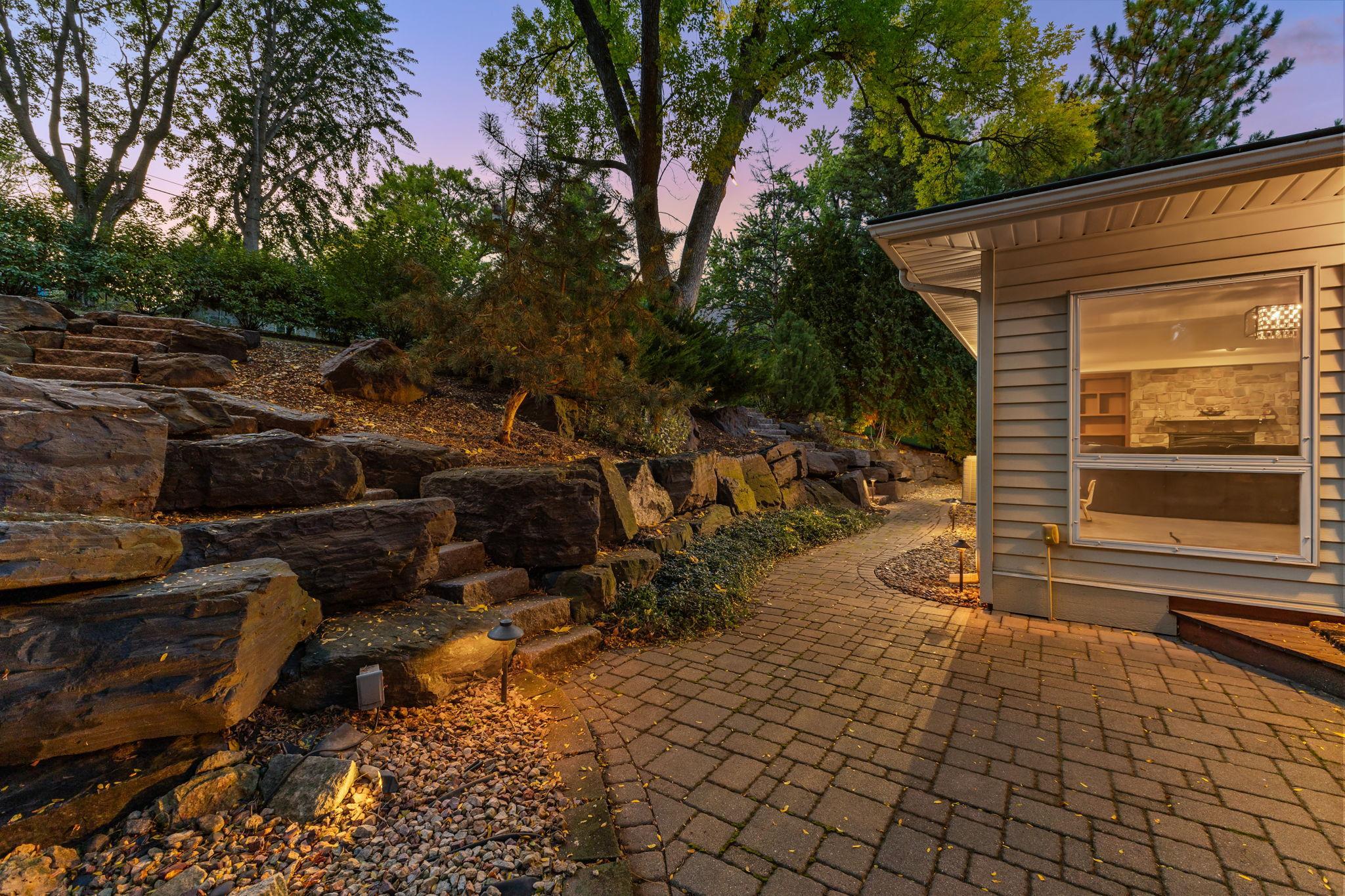 View of Residential at 6620 Hillside Lane, Edina MN 55439, Edina (11 of 116) - Mike Wilen | Minnesota Team Real Estate