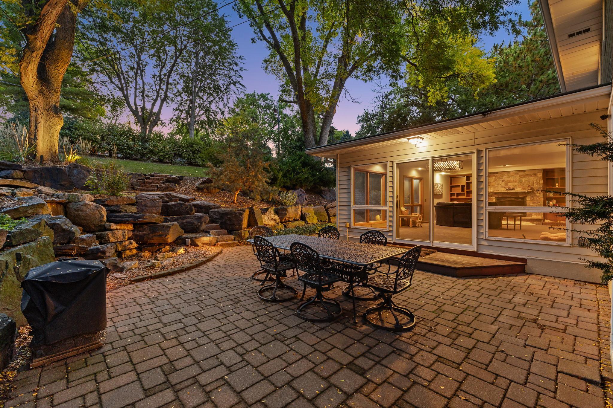 View of Residential at 6620 Hillside Lane, Edina MN 55439, Edina (10 of 116) - Mike Wilen | Minnesota Team Real Estate