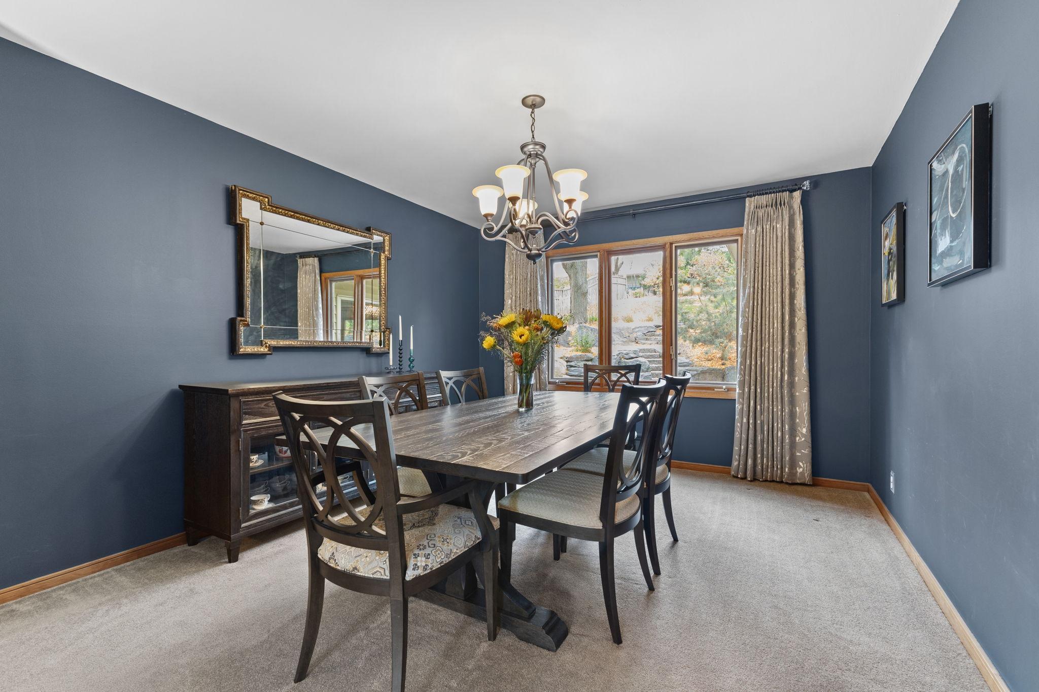 View of Residential at 6620 Hillside Lane, Edina MN 55439, Edina (33 of 116) - Mike Wilen | Minnesota Team Real Estate