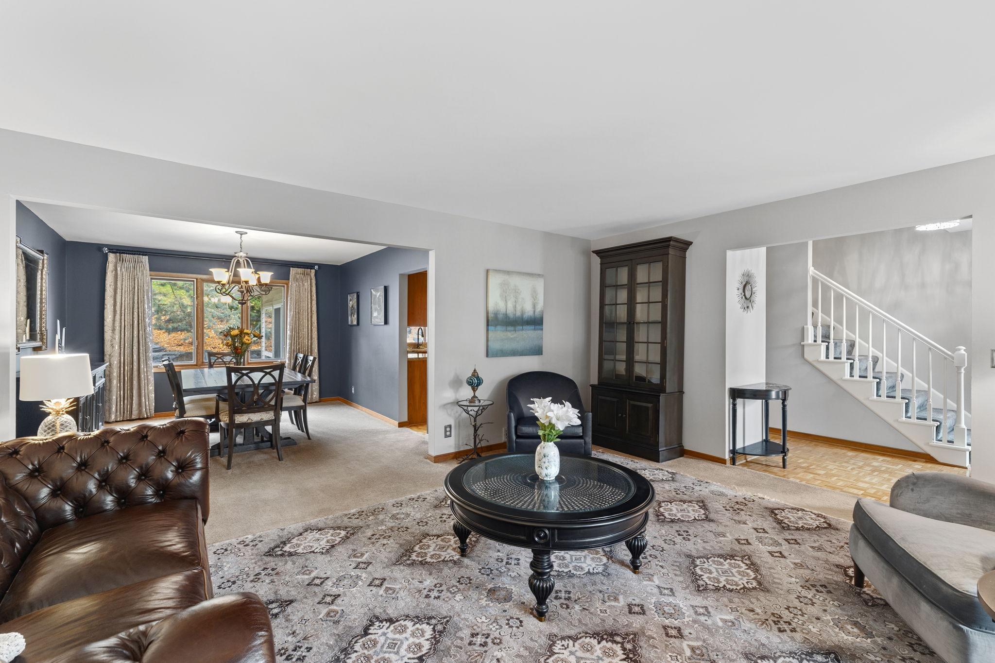 View of Residential at 6620 Hillside Lane, Edina MN 55439, Edina (31 of 116) - Mike Wilen | Minnesota Team Real Estate