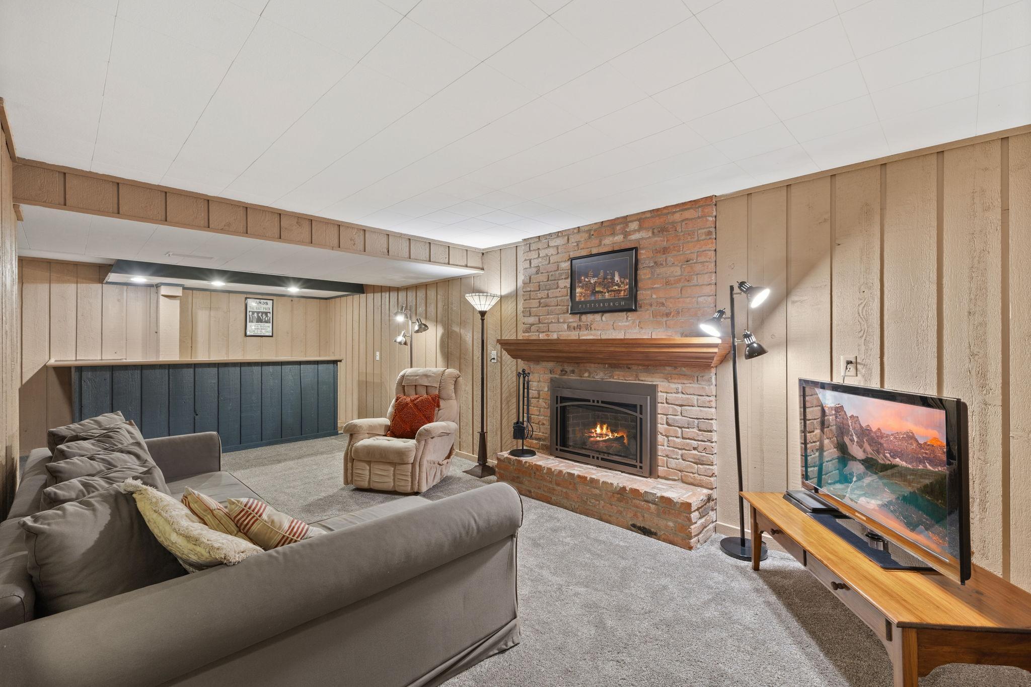 View of Residential at 6620 Hillside Lane, Edina MN 55439, Edina (72 of 116) - Mike Wilen | Minnesota Team Real Estate