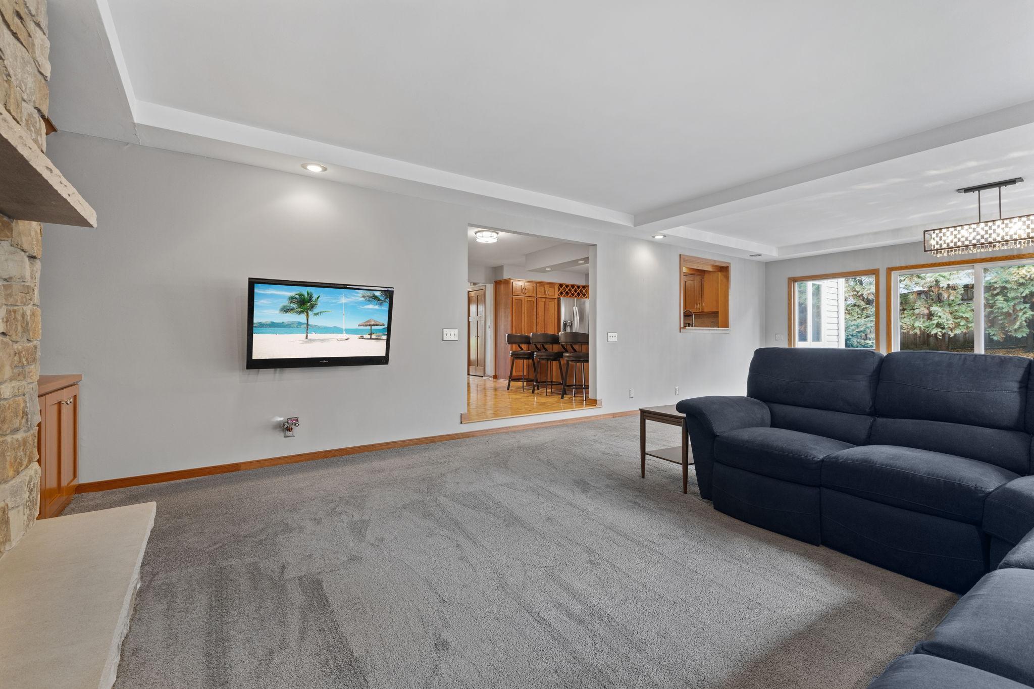 View of Residential at 6620 Hillside Lane, Edina MN 55439, Edina (44 of 116) - Mike Wilen | Minnesota Team Real Estate