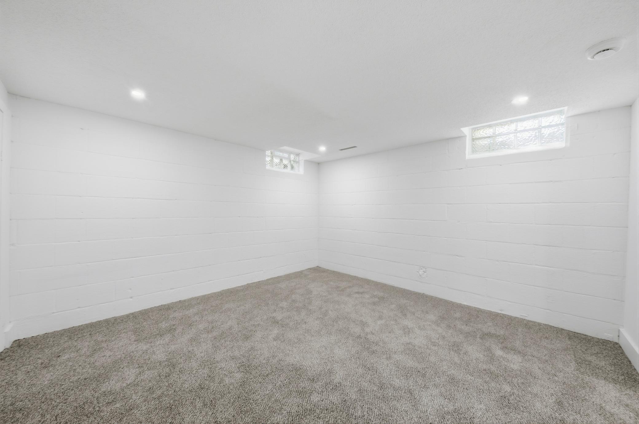 View of Residential at 1476 Burns Avenue, Saint Paul MN 55106, Saint Paul (37 of 55) - Mike Wilen | Minnesota Team Real Estate