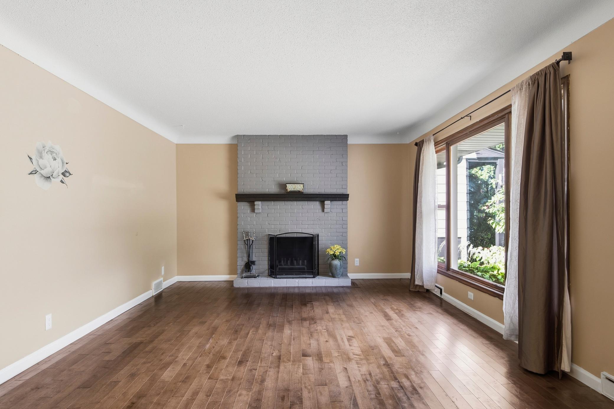 View of Residential at 1476 Burns Avenue, Saint Paul MN 55106, Saint Paul (10 of 55) - Mike Wilen | Minnesota Team Real Estate