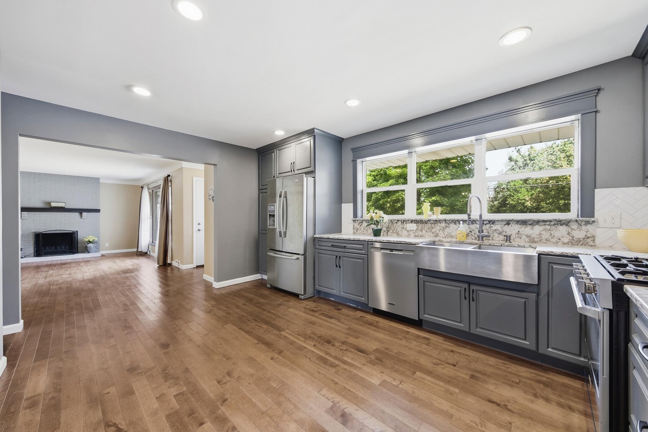 View of Residential at 1476 Burns Avenue, Saint Paul MN 55106, Saint Paul (8 of 55) - Mike Wilen | Minnesota Team Real Estate