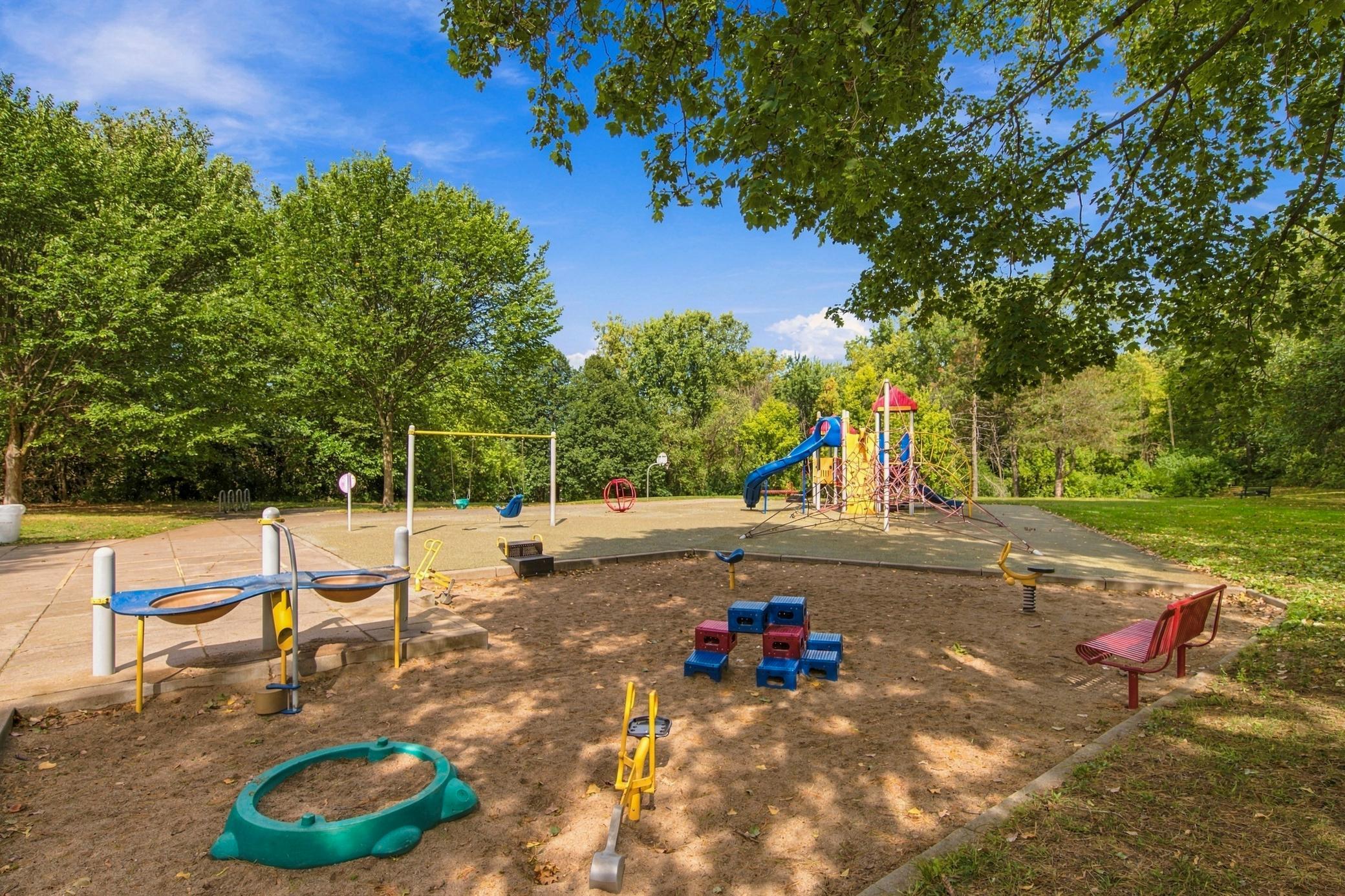 View of Residential at 1476 Burns Avenue, Saint Paul MN 55106, Saint Paul (55 of 55) - Mike Wilen | Minnesota Team Real Estate