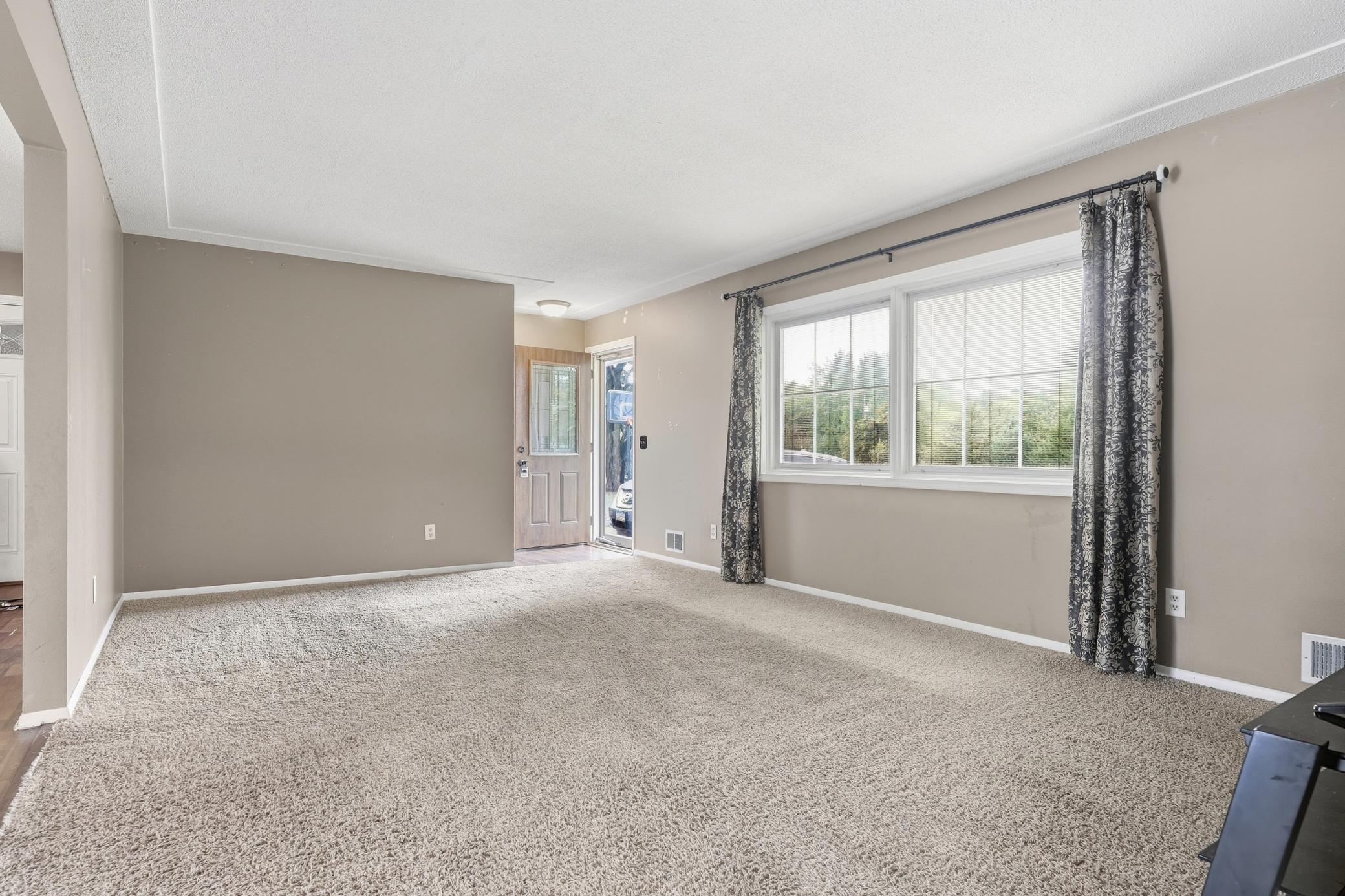 View of Residential at 15955 Swallow Street, Andover MN 55304, Andover (10 of 34) - Mike Wilen | Minnesota Team Real Estate