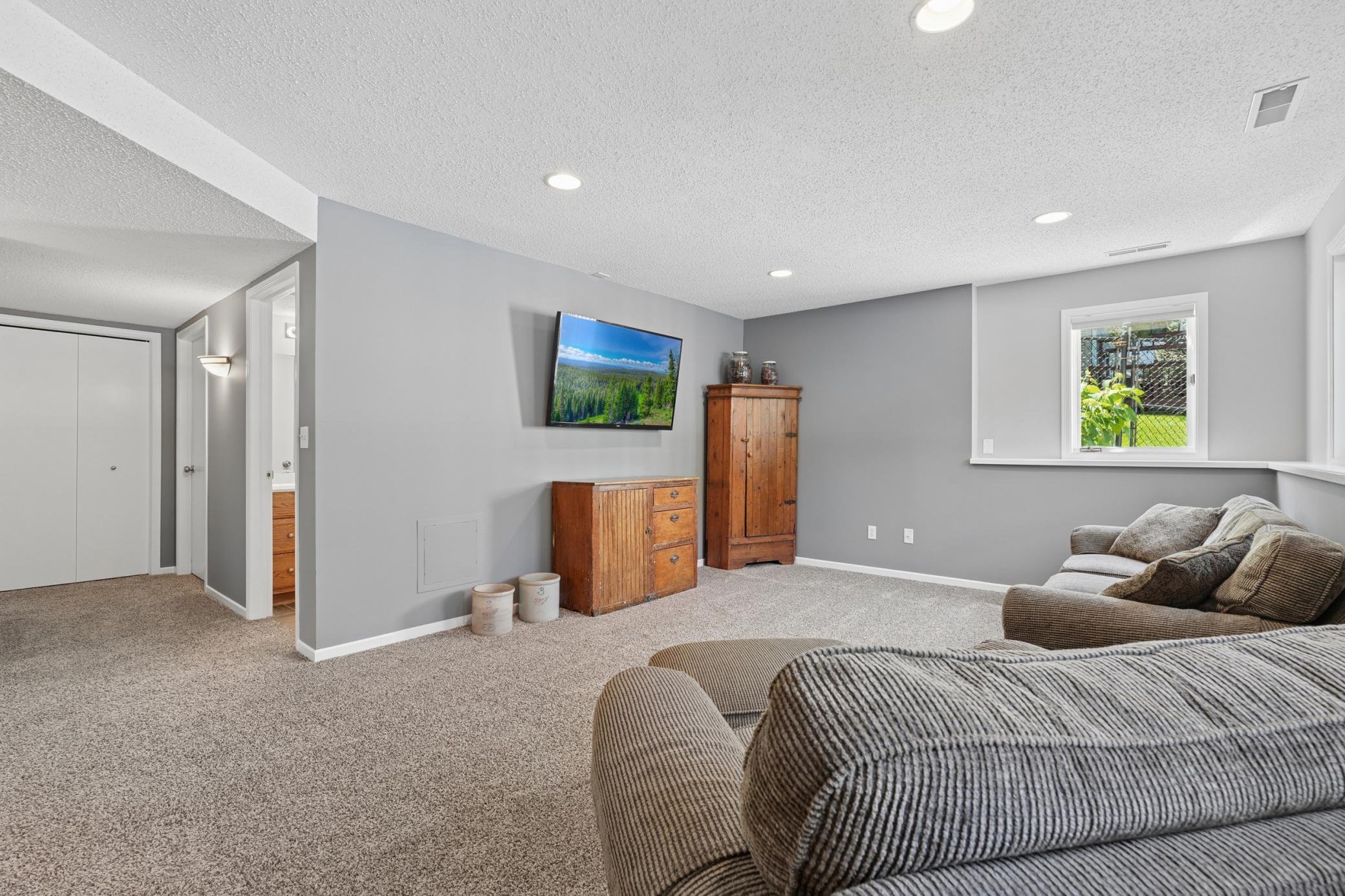 View of Residential at 1860 Spinaker Drive, Woodbury MN 55125, Woodbury (33 of 42) - Mike Wilen | Minnesota Team Real Estate