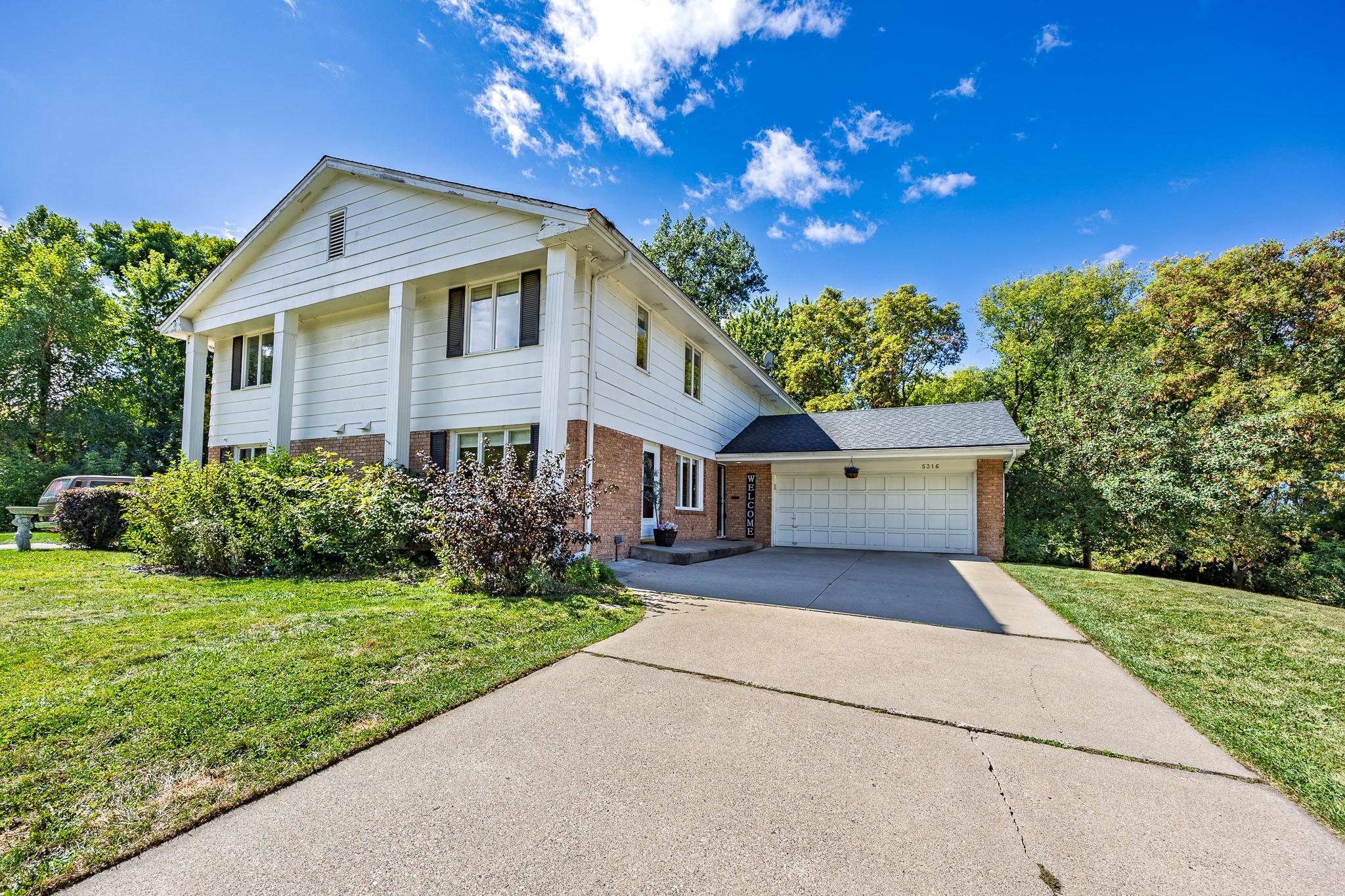 View of Residential at 5316 Malibu Drive, Edina MN 55436, Edina (2 of 37) - Mike Wilen | Minnesota Team Real Estate