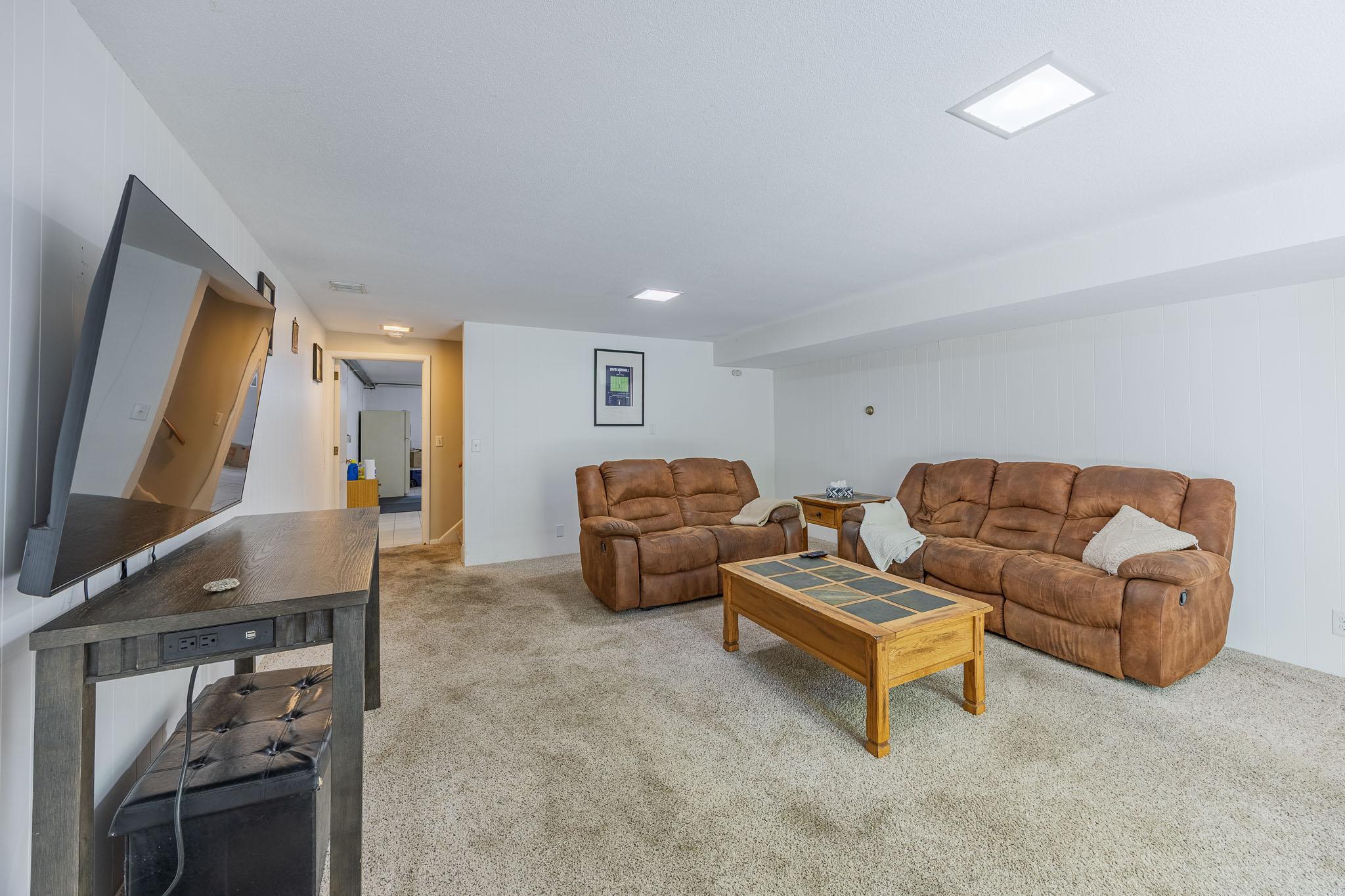 View of Residential at 5316 Malibu Drive, Edina MN 55436, Edina (35 of 37) - Mike Wilen | Minnesota Team Real Estate