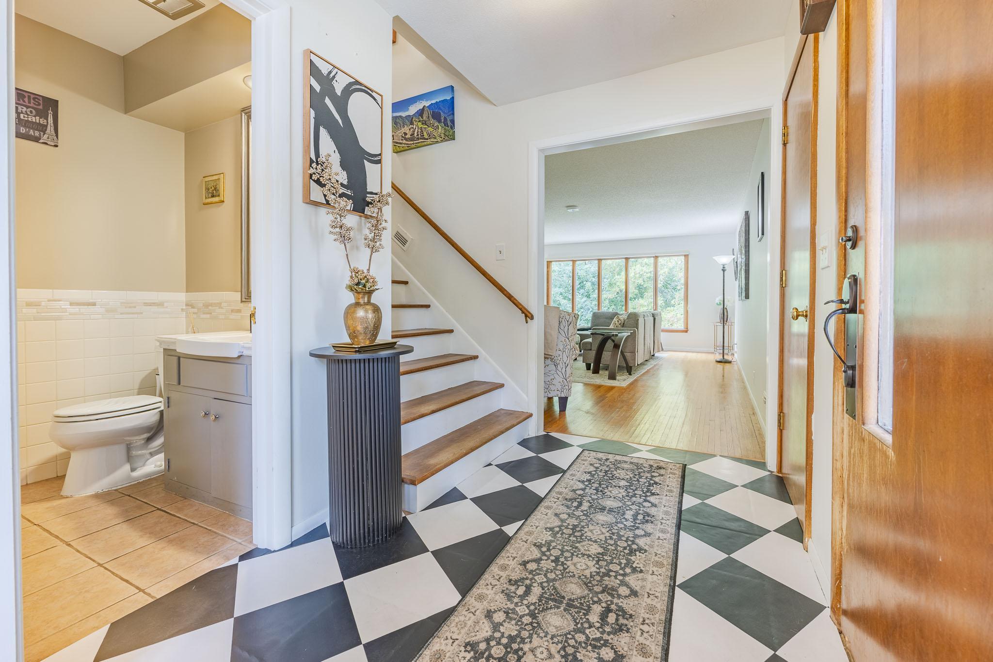 View of Residential at 5316 Malibu Drive, Edina MN 55436, Edina (7 of 37) - Mike Wilen | Minnesota Team Real Estate