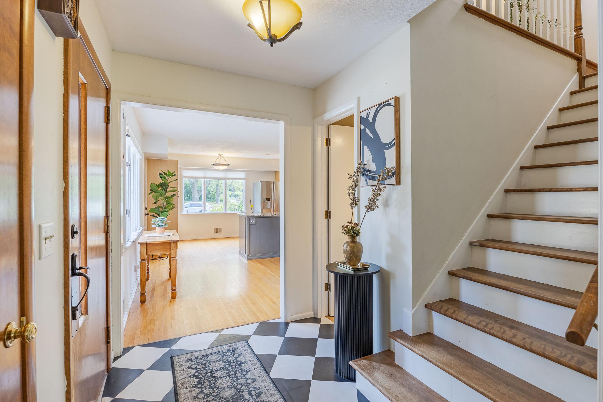 View of Residential at 5316 Malibu Drive, Edina MN 55436, Edina (6 of 37) - Mike Wilen | Minnesota Team Real Estate