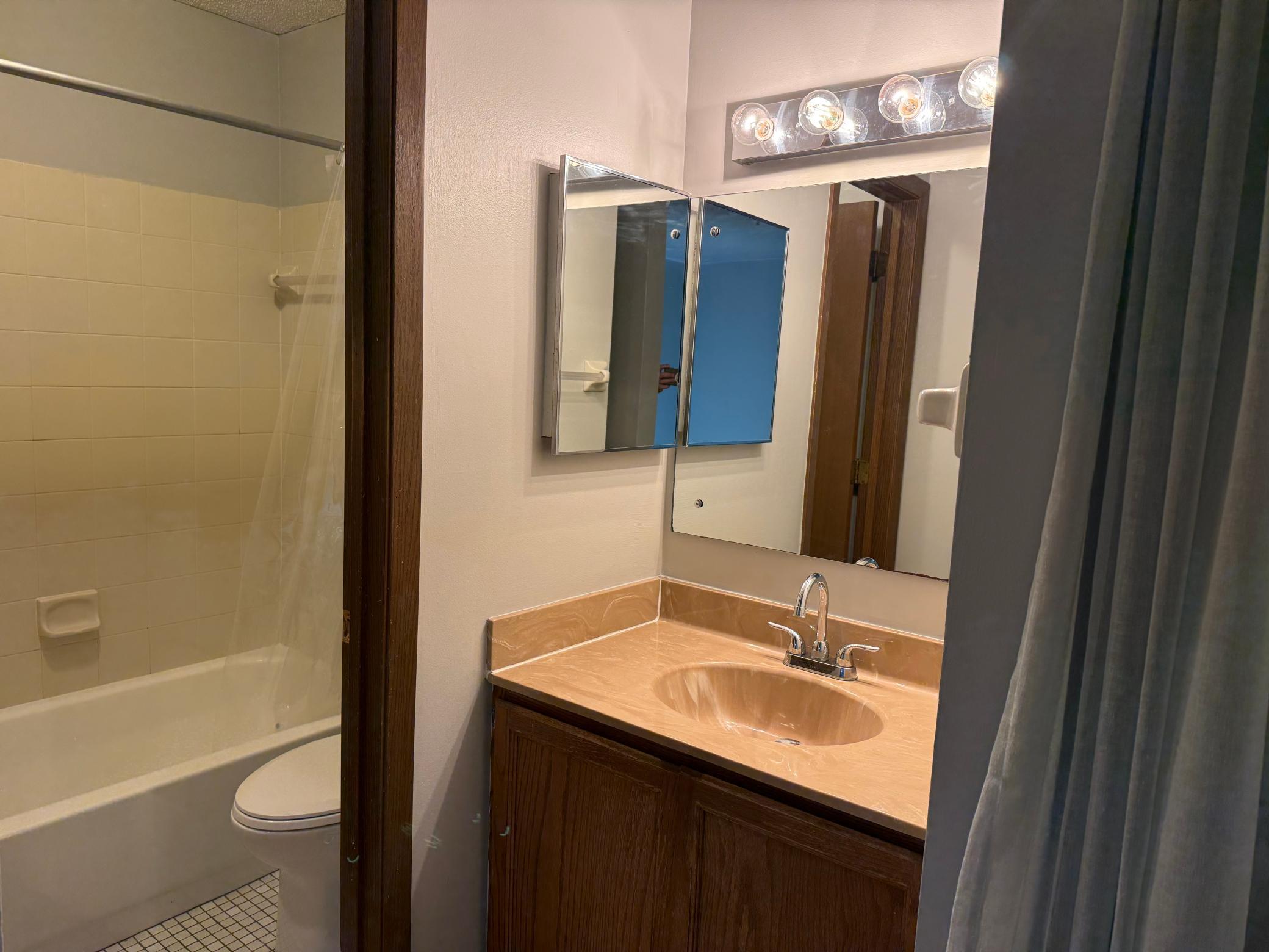 View of Residential at 2120 Ridge Drive #31, Saint Louis Park MN 55416, Saint Louis Park (10 of 17) - Mike Wilen | Minnesota Team Real Estate