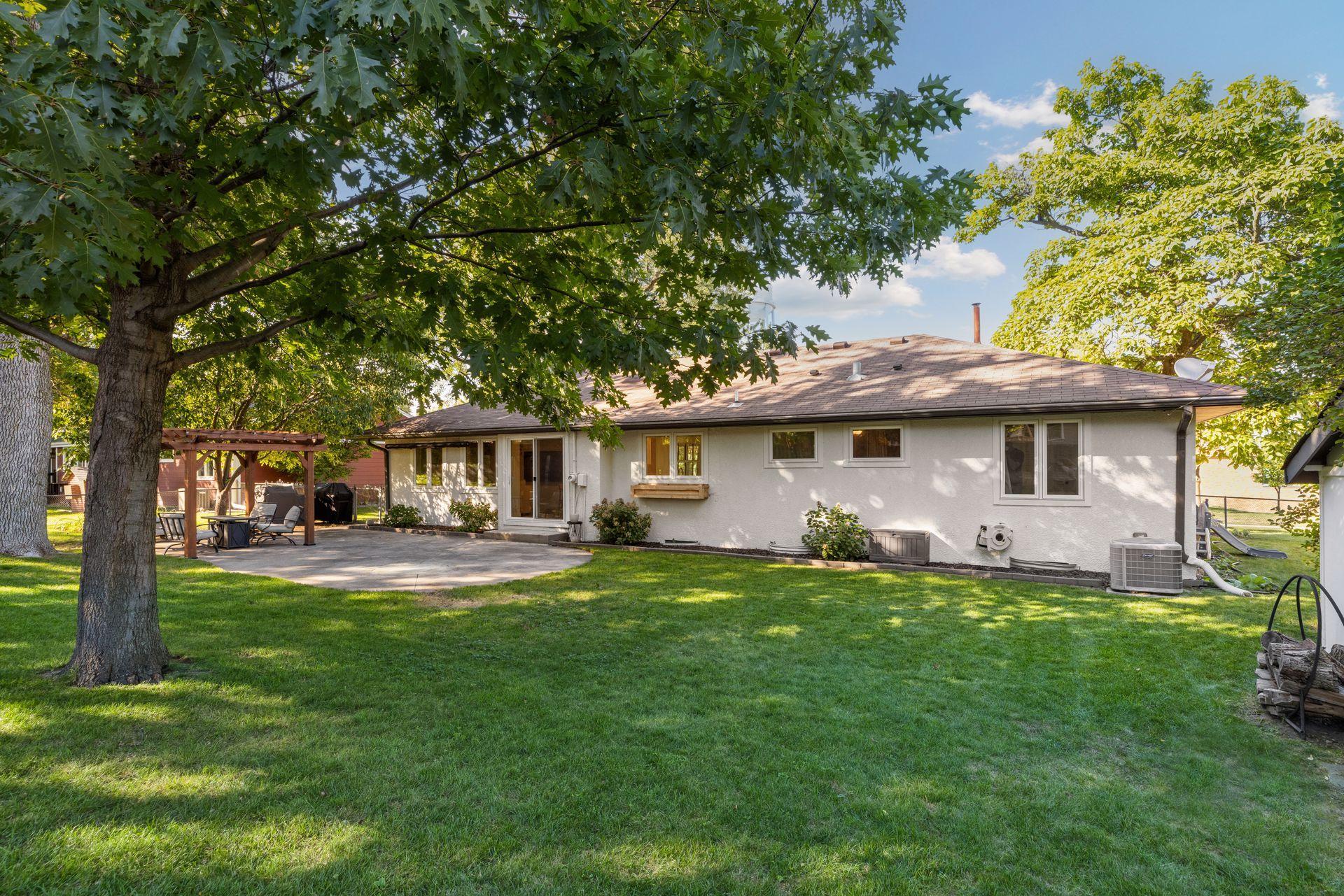 View of Residential at 4721 School Road, Edina MN 55424, Edina (38 of 56) - Mike Wilen | Minnesota Team Real Estate