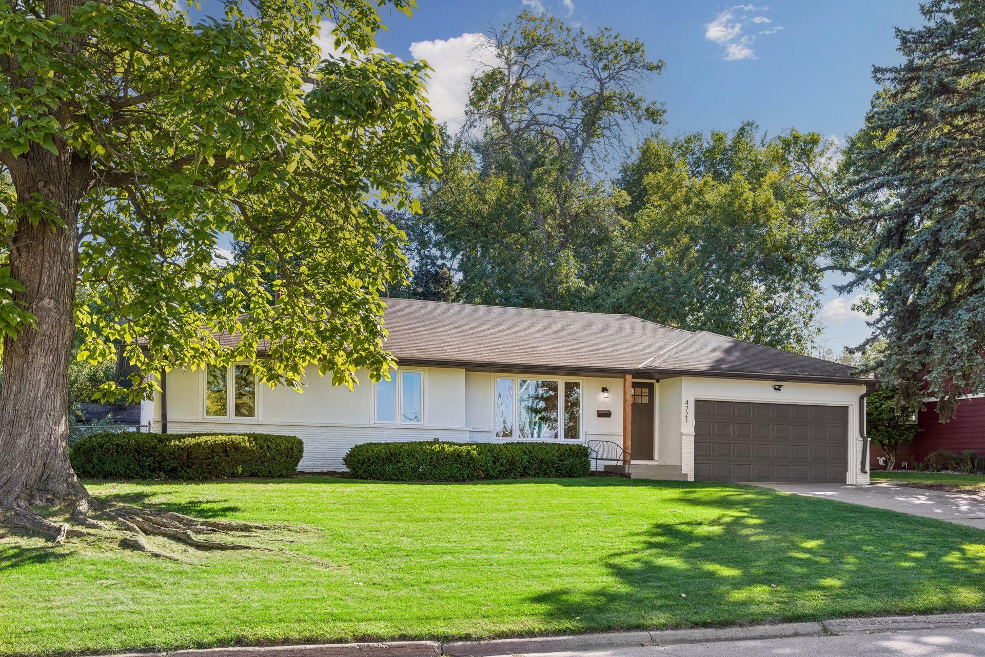 View of Residential at 4721 School Road, Edina MN 55424, Edina (43 of 56) - Mike Wilen | Minnesota Team Real Estate