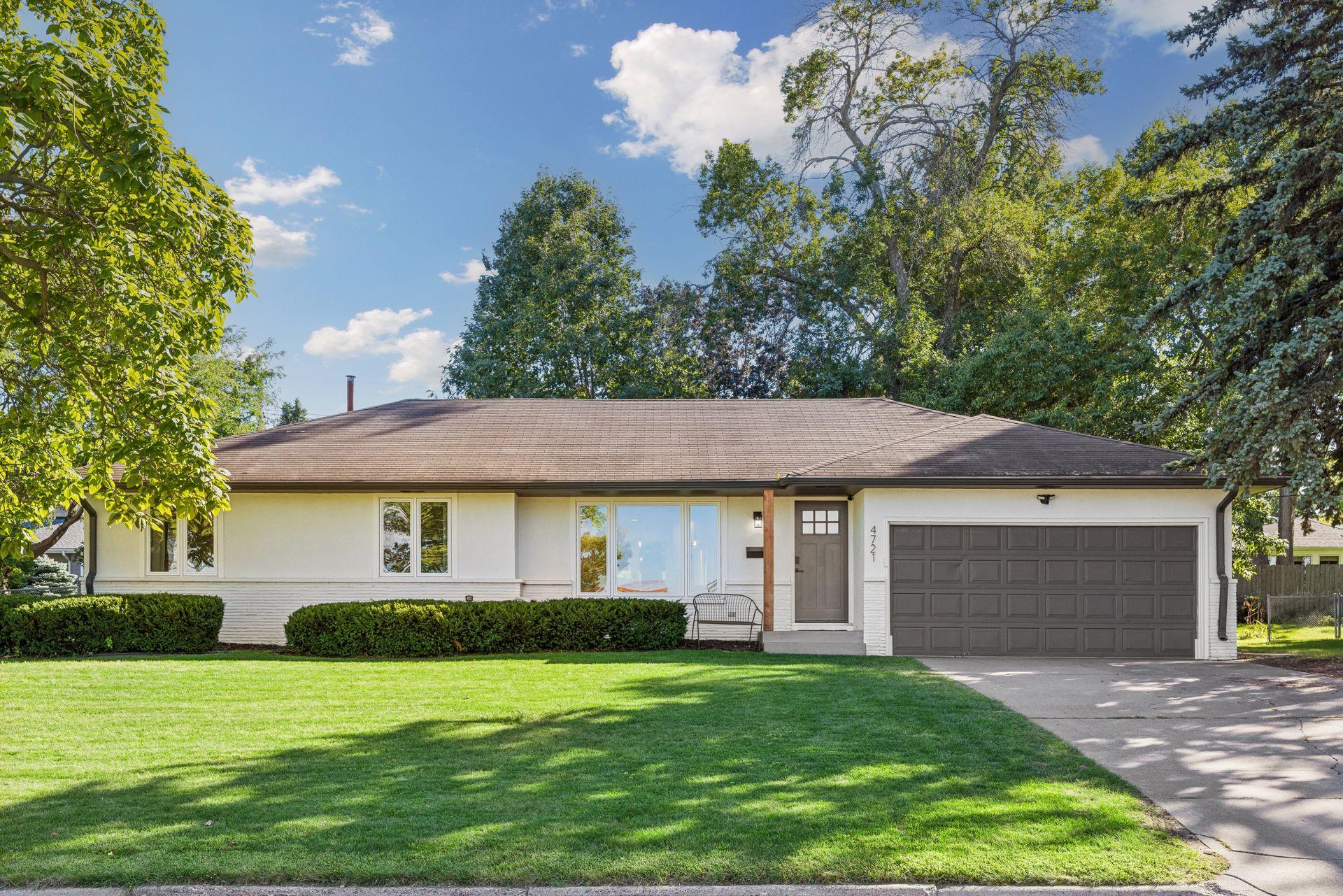View of Residential at 4721 School Road, Edina MN 55424, Edina (42 of 56) - Mike Wilen | Minnesota Team Real Estate