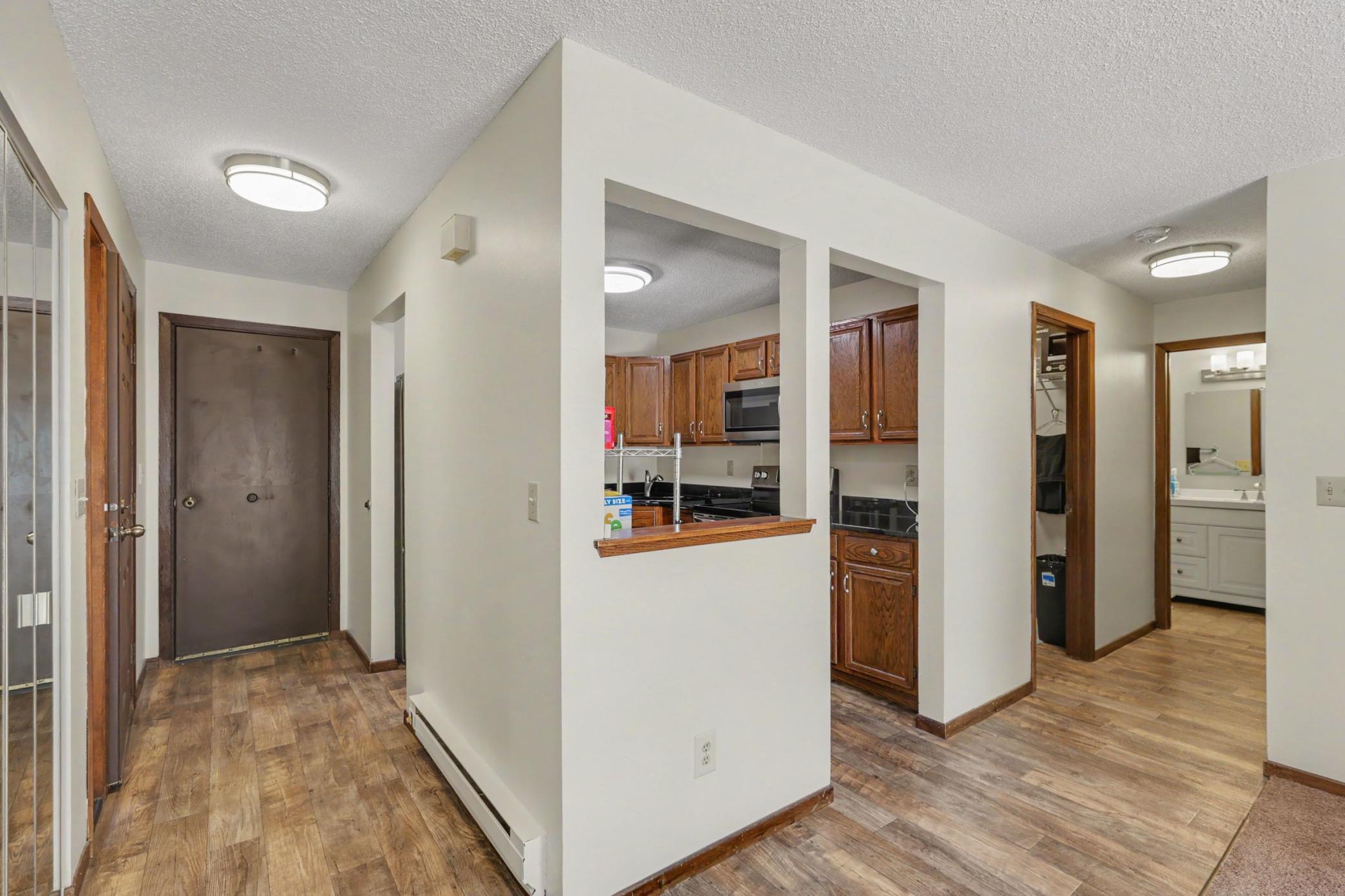 View of Residential at 1581 Wheelock Lane #206, Saint Paul MN 55117, Saint Paul (5 of 24) - Mike Wilen | Minnesota Team Real Estate