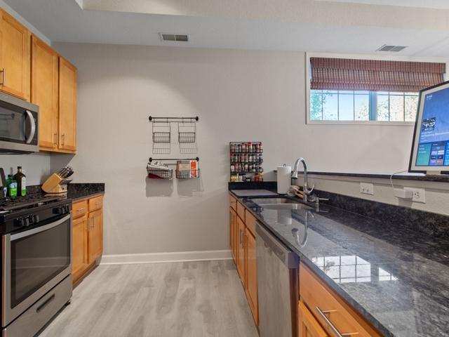View of Residential at 851 River Mews Court #105, Minneapolis MN 55414, Minneapolis (11 of 25) - Mike Wilen | Minnesota Team Real Estate