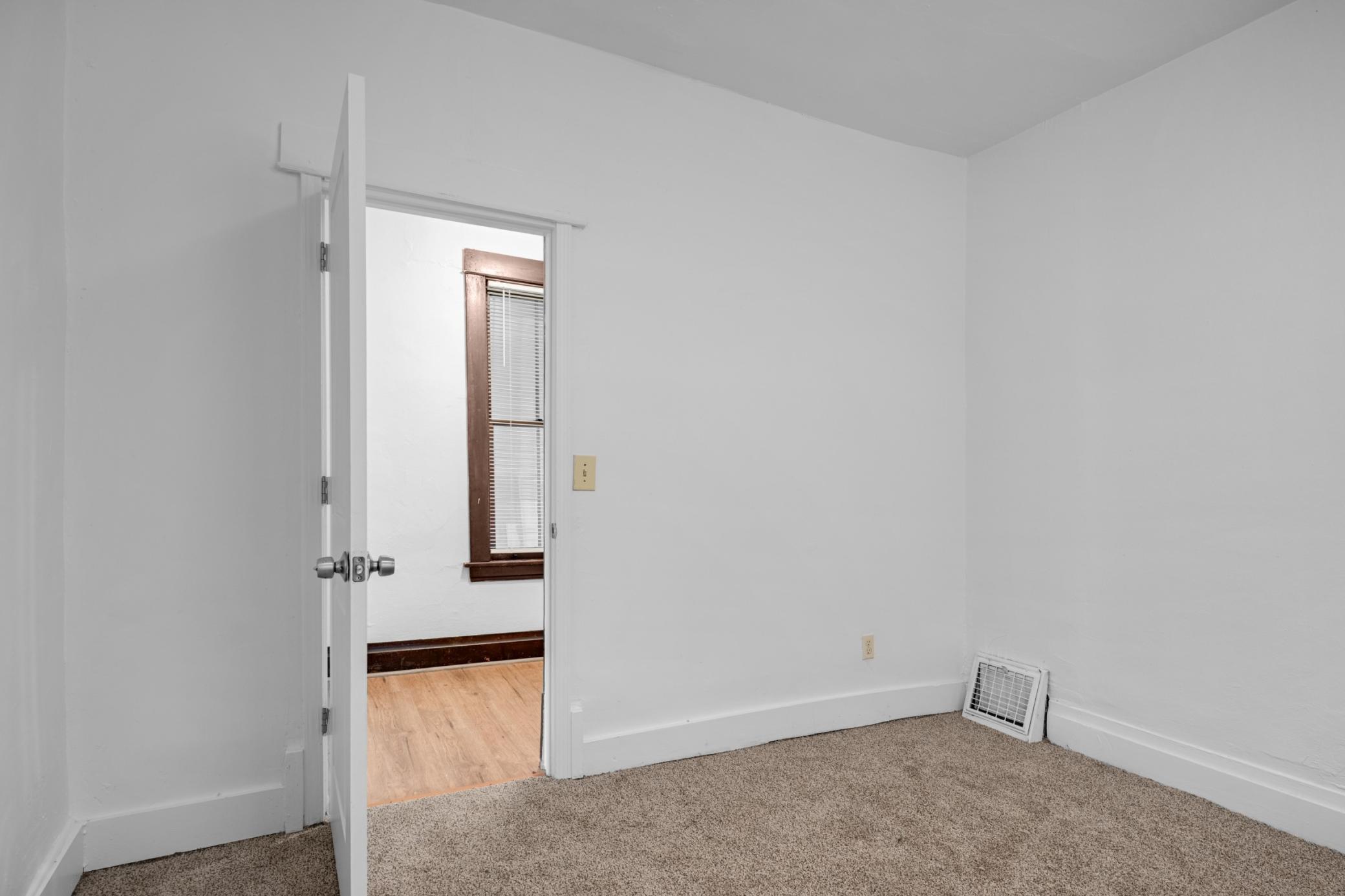 View of Residential Income at 620 Cook Avenue, Saint Paul MN 55130, Saint Paul (7 of 24) - Mike Wilen | Minnesota Team Real Estate