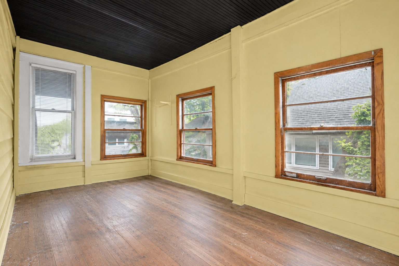 View of Residential Income at 620 Cook Avenue, Saint Paul MN 55130, Saint Paul (23 of 24) - Mike Wilen | Minnesota Team Real Estate