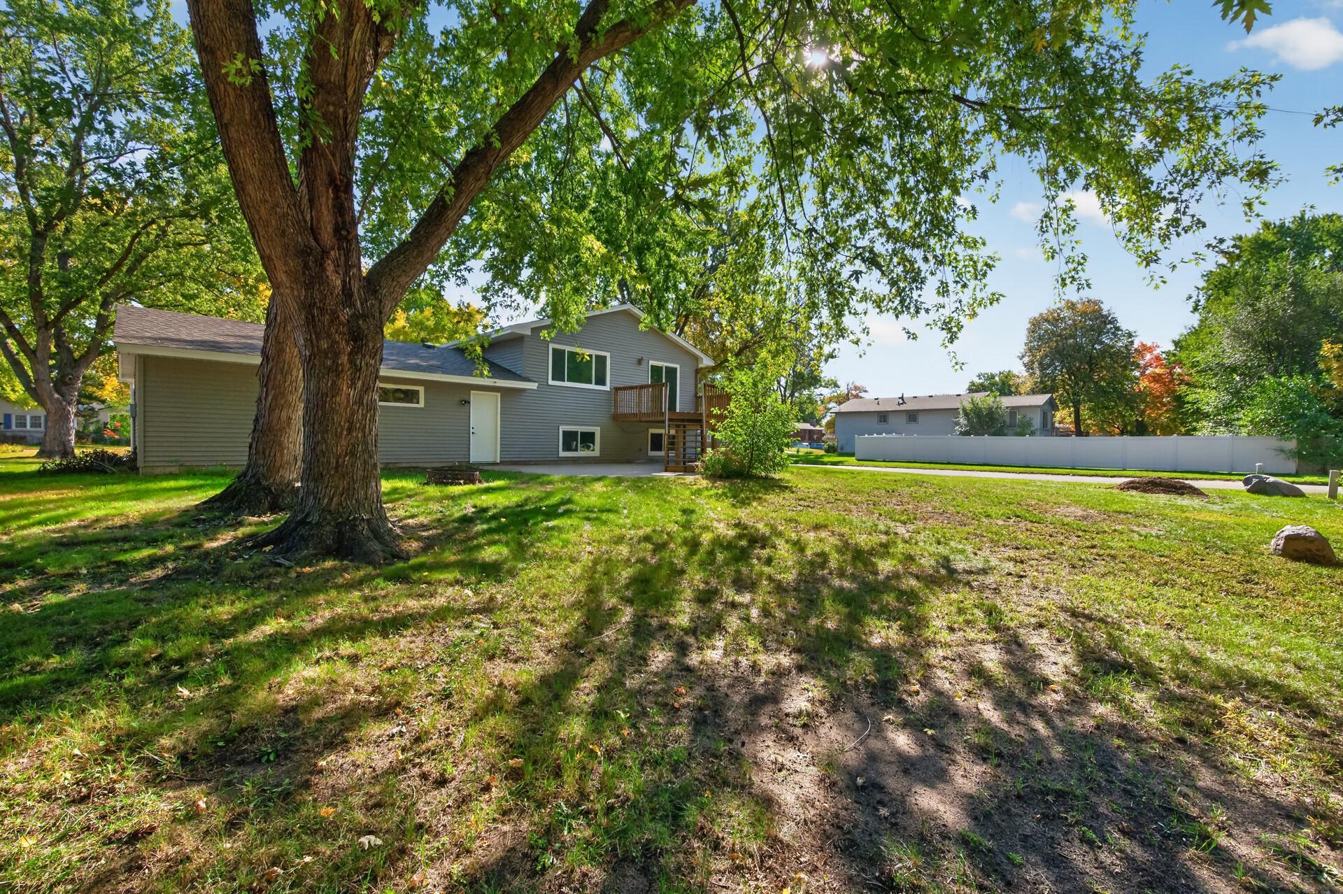 View of Residential at 7401 James Avenue, Brooklyn Park MN 55444, Brooklyn Park (46 of 50) - Mike Wilen | Minnesota Team Real Estate
