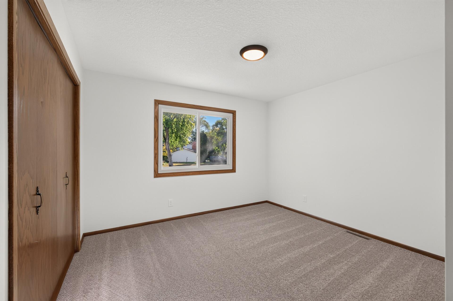 View of Residential at 7401 James Avenue, Brooklyn Park MN 55444, Brooklyn Park (23 of 50) - Mike Wilen | Minnesota Team Real Estate