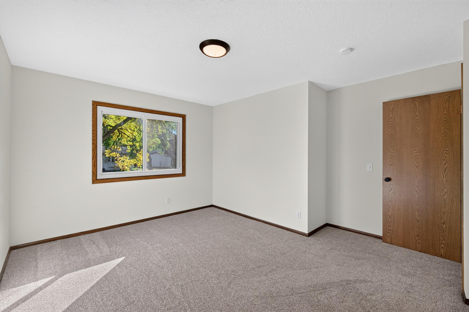 View of Residential at 7401 James Avenue, Brooklyn Park MN 55444, Brooklyn Park (20 of 50) - Mike Wilen | Minnesota Team Real Estate