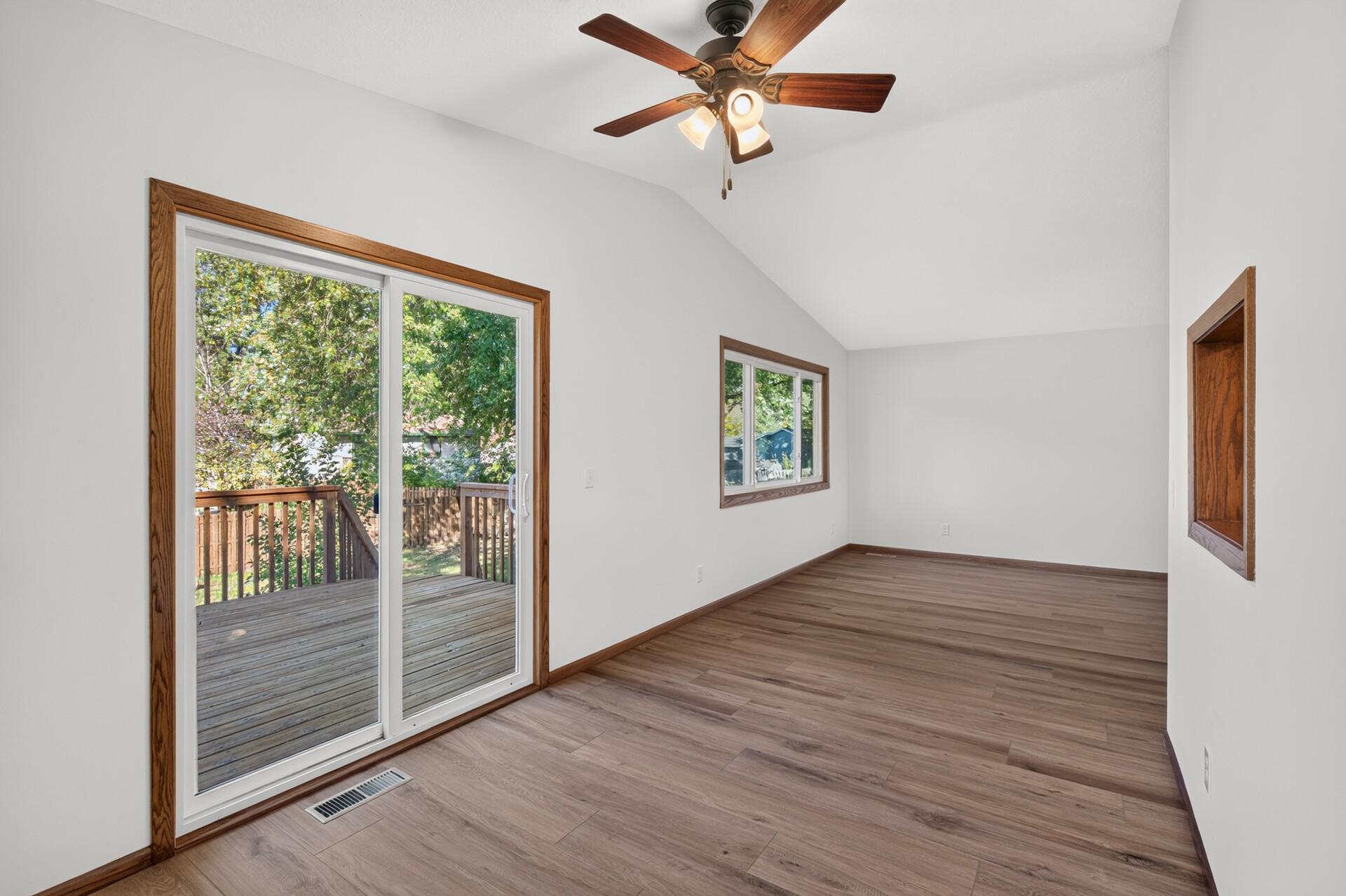 View of Residential at 7401 James Avenue, Brooklyn Park MN 55444, Brooklyn Park (11 of 50) - Mike Wilen | Minnesota Team Real Estate