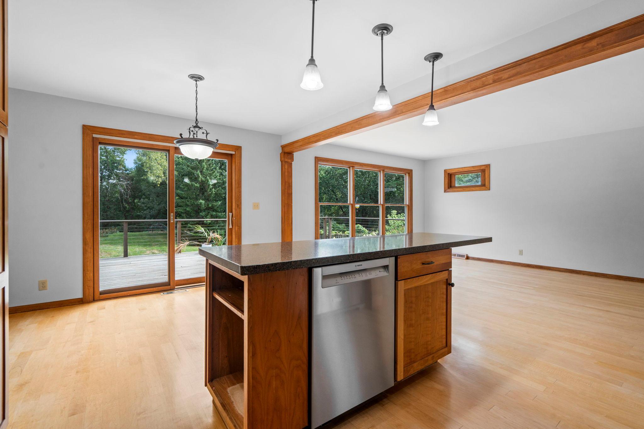 View of Residential at 3404 Owasso Street, Shoreview MN 55126, Shoreview (27 of 35) - Mike Wilen | Minnesota Team Real Estate