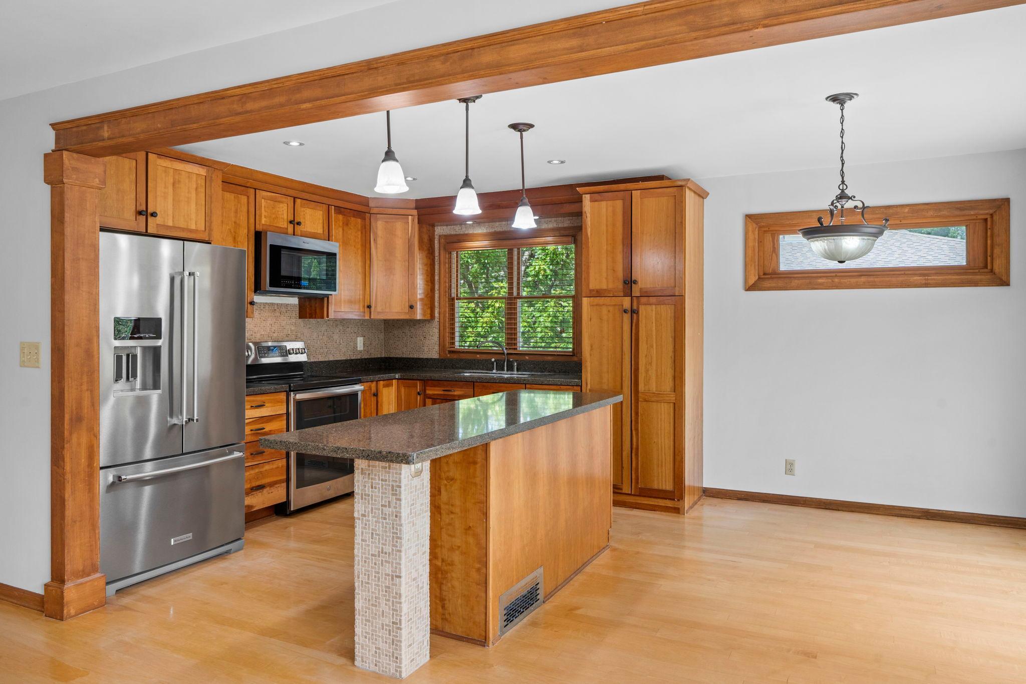View of Residential at 3404 Owasso Street, Shoreview MN 55126, Shoreview (22 of 35) - Mike Wilen | Minnesota Team Real Estate